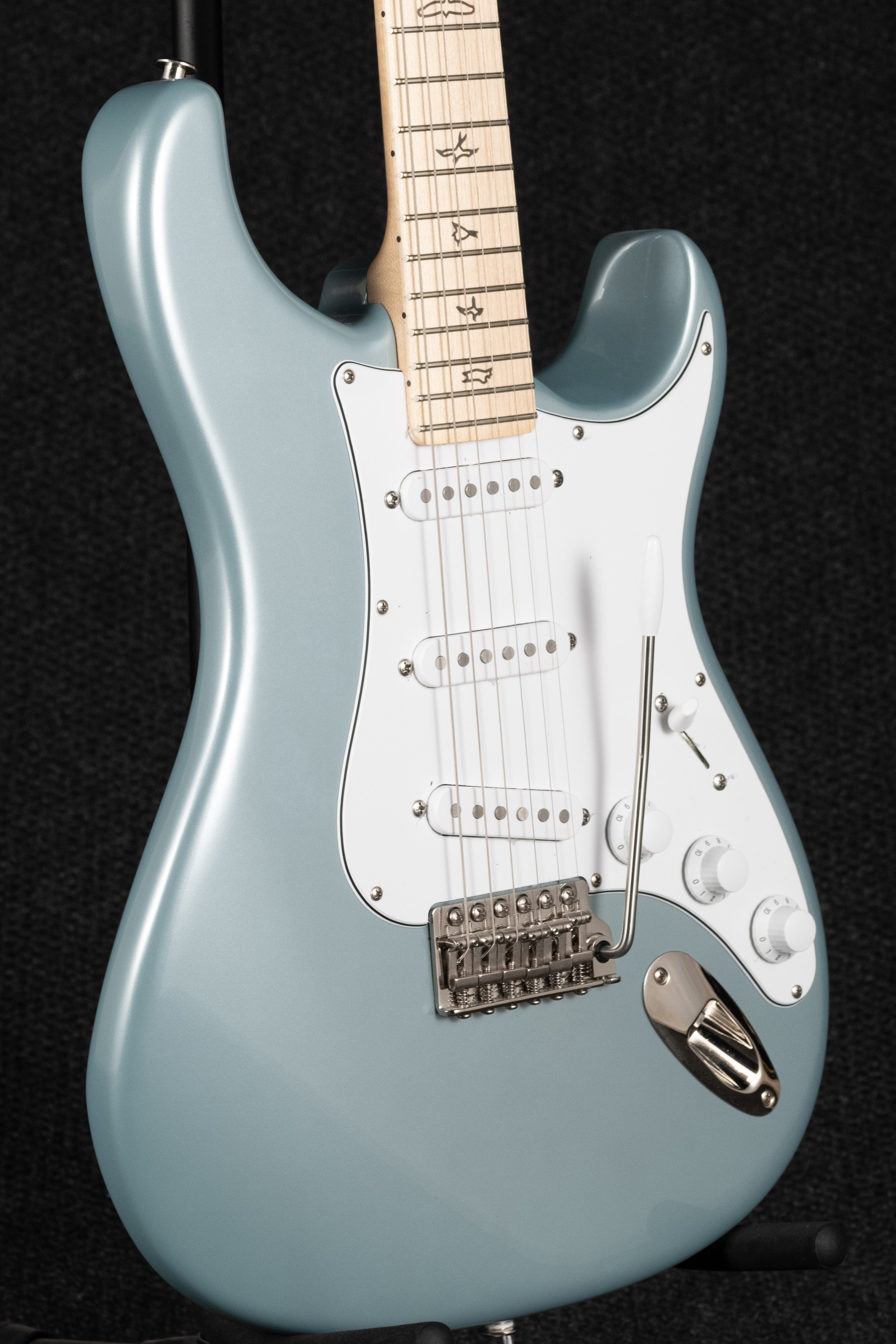 John Mayer Silver Sky, Maple - Polar Blue