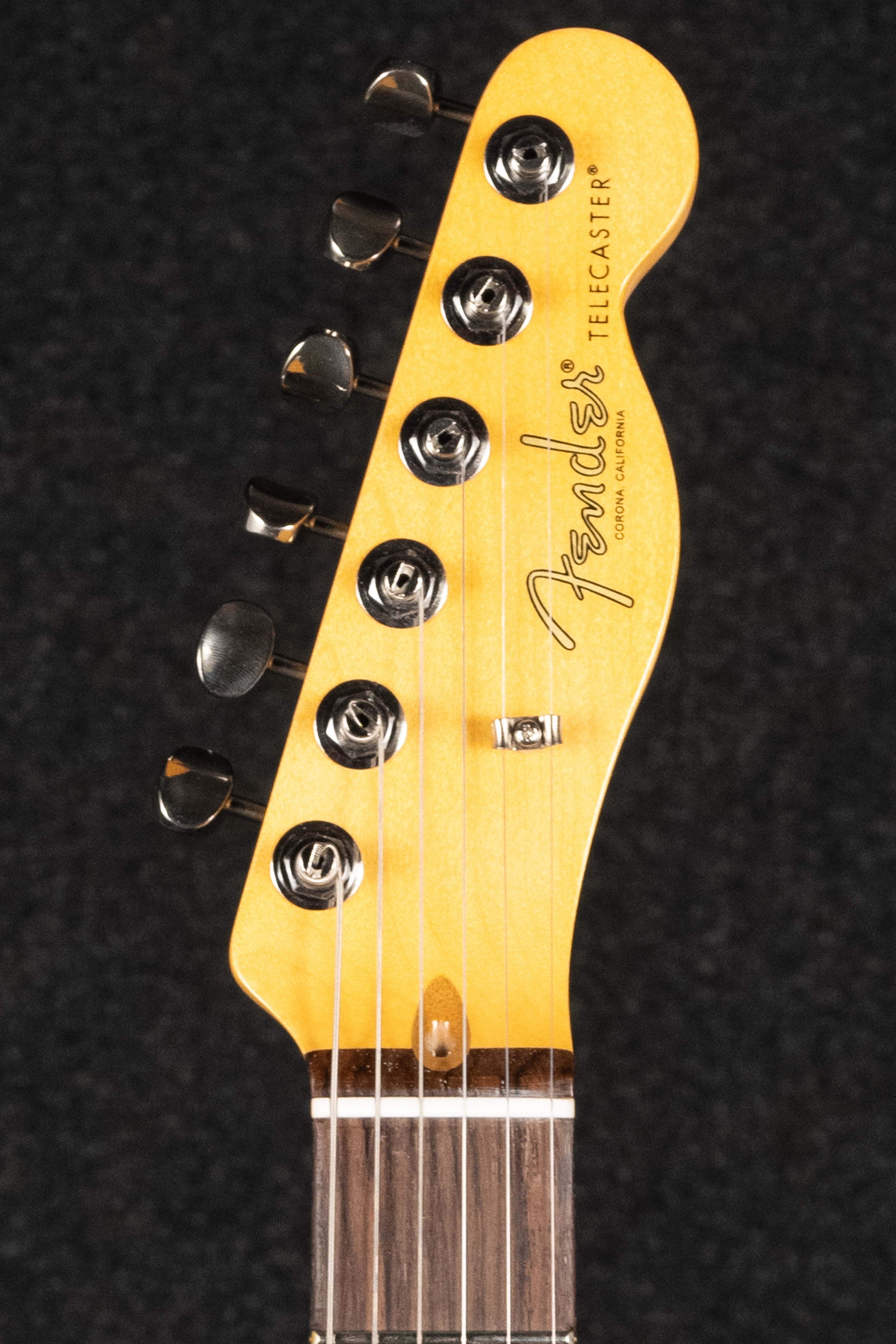 American Pro Classic Telecaster - 3 Tone Sunburst