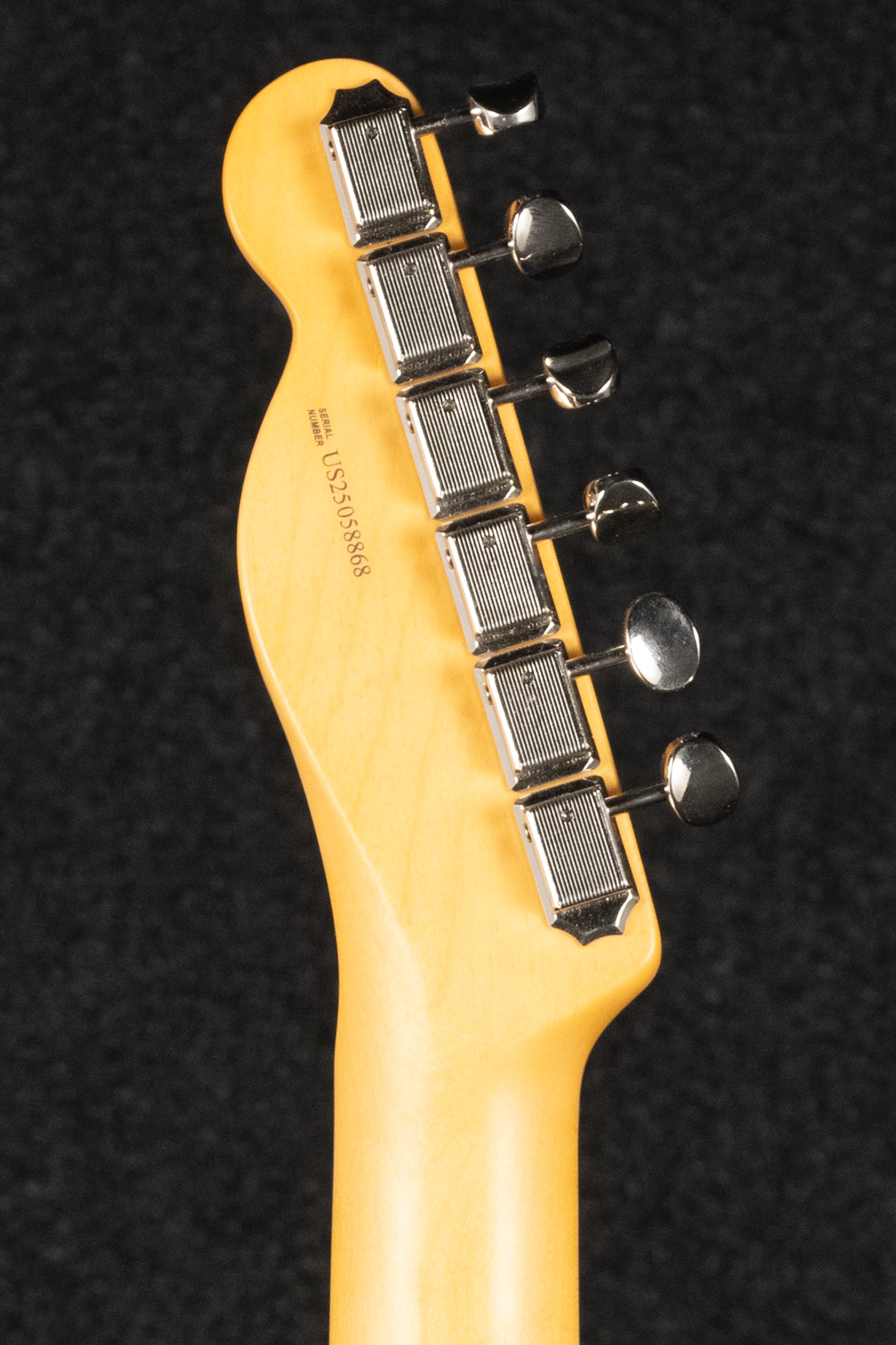 American Pro Classic Telecaster - 3 Tone Sunburst
