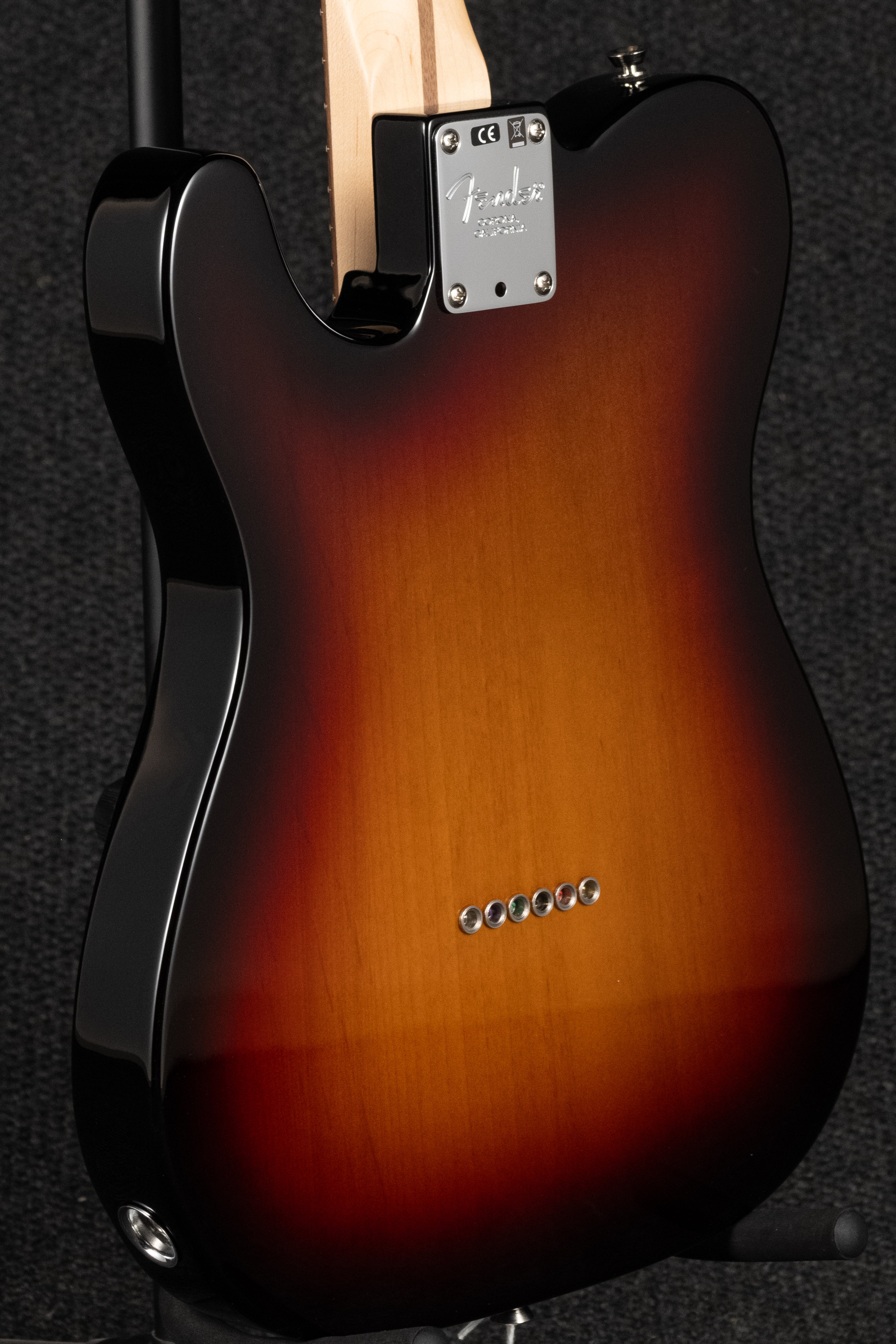 American Professional Telecaster - 3Tone Sunburst