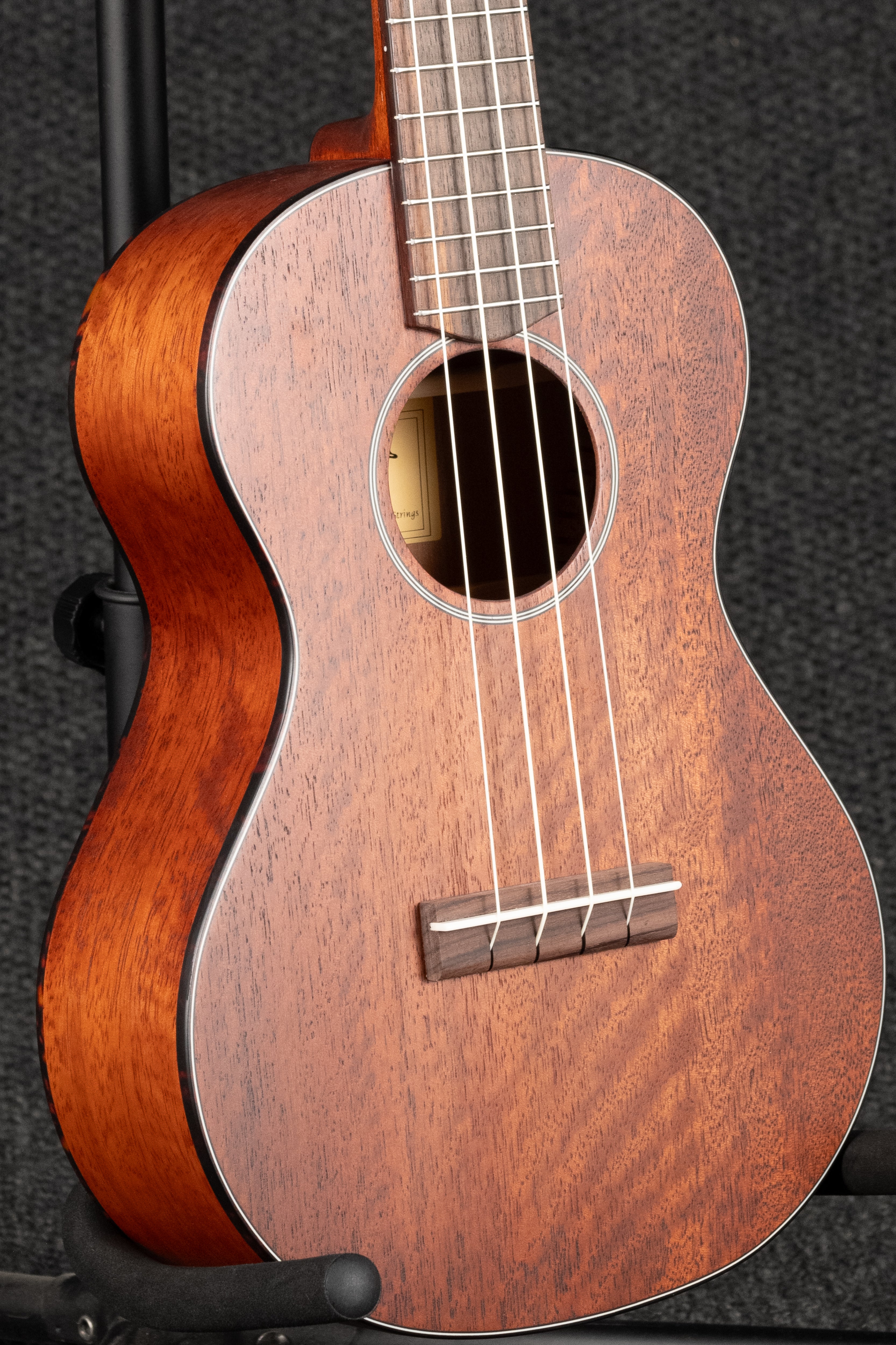 EU1-T: Ukulele Tenor