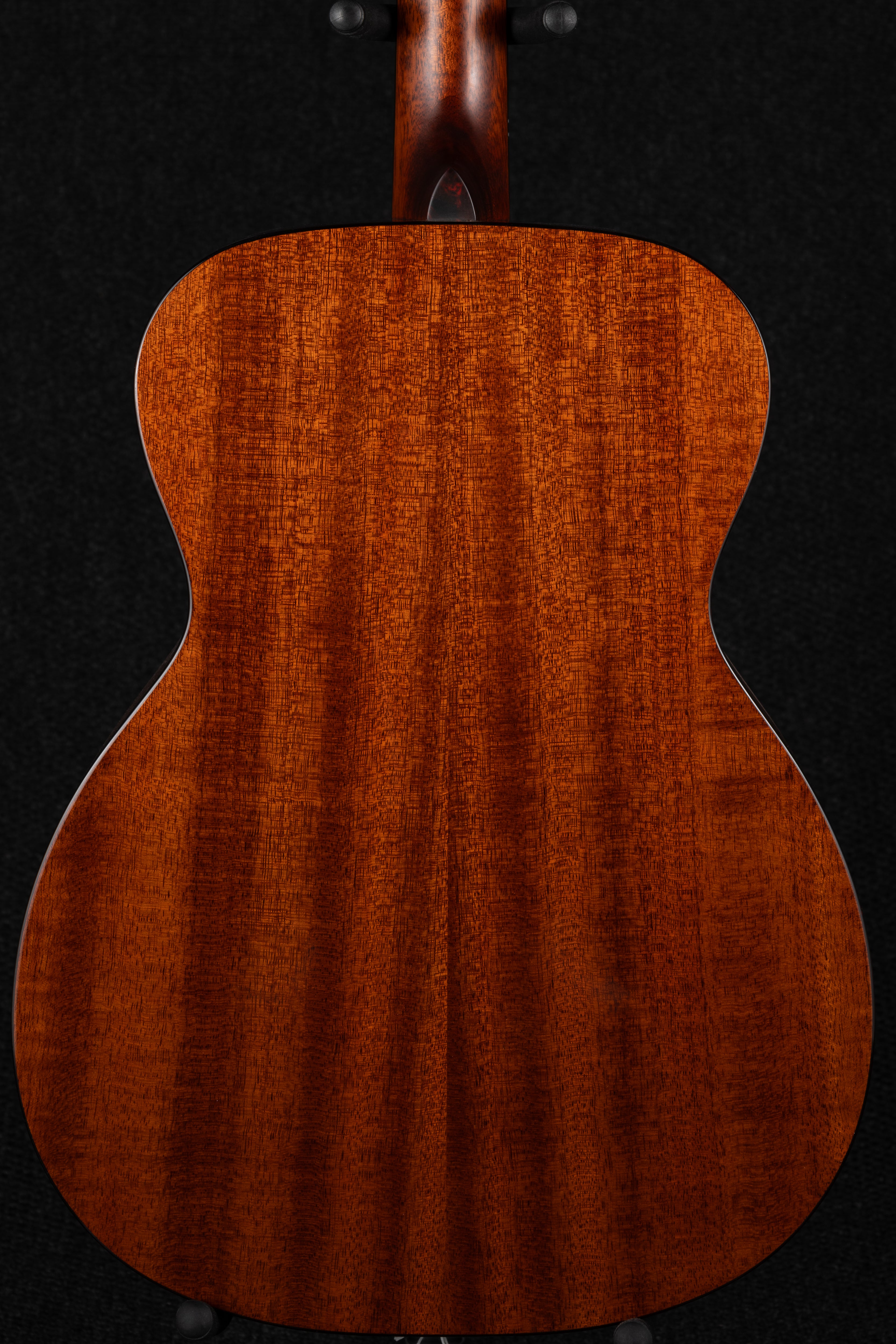 E1OM-DLX Acoustic - Natural