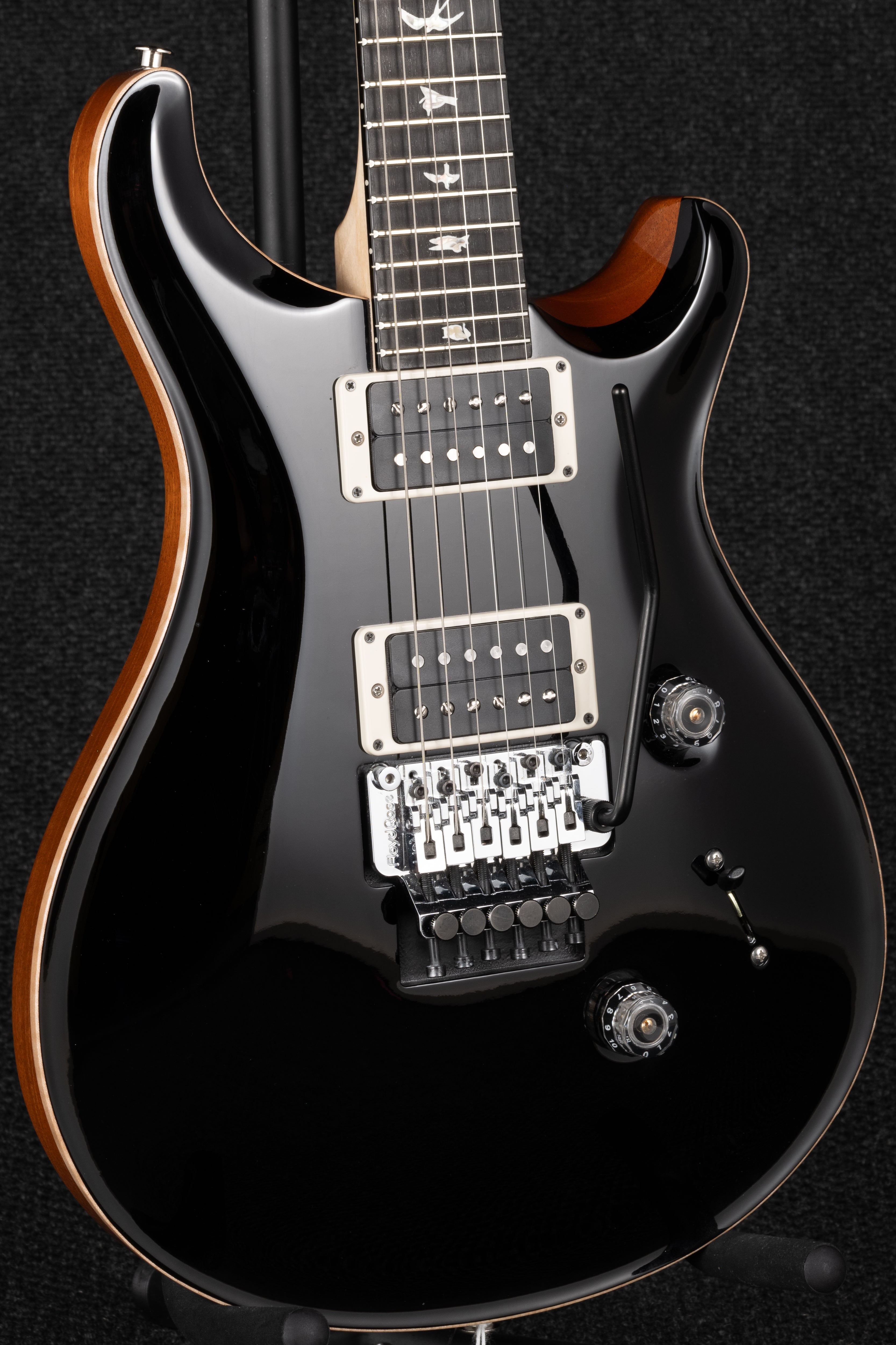 Custom 24 Floyd - Gloss Black