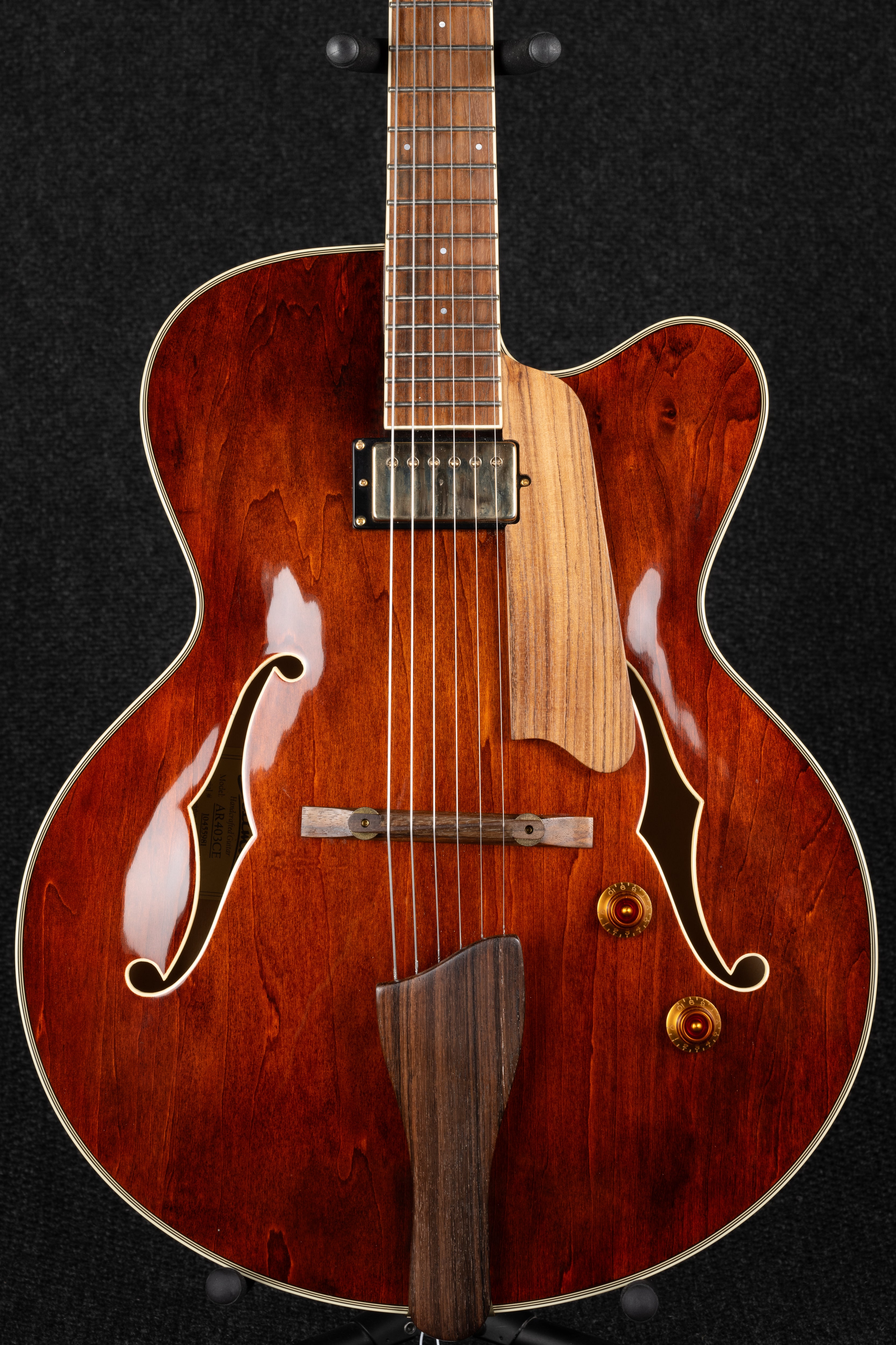 AR403CE - Classic