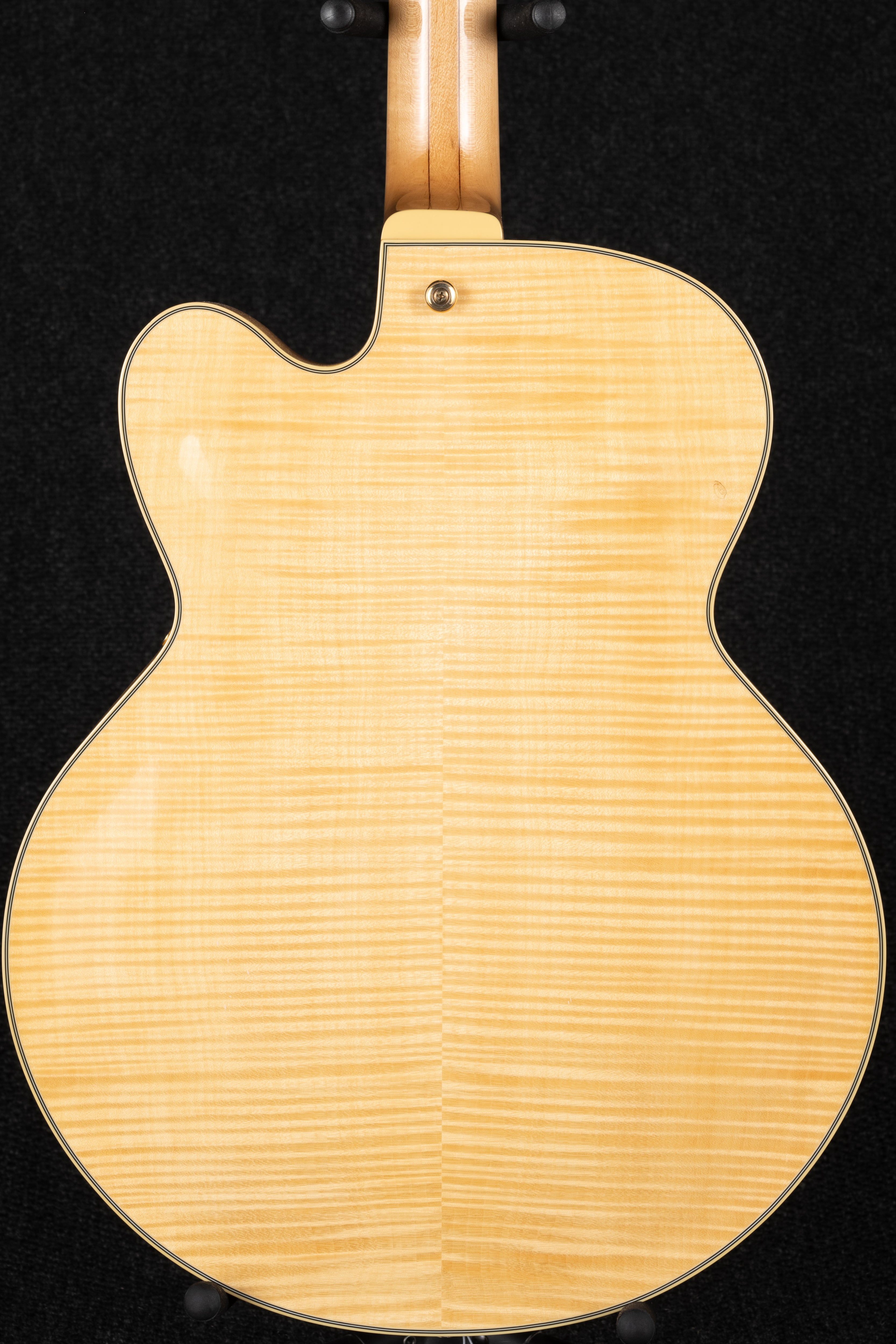 AF105-NT-12-01 Archtop - Natural