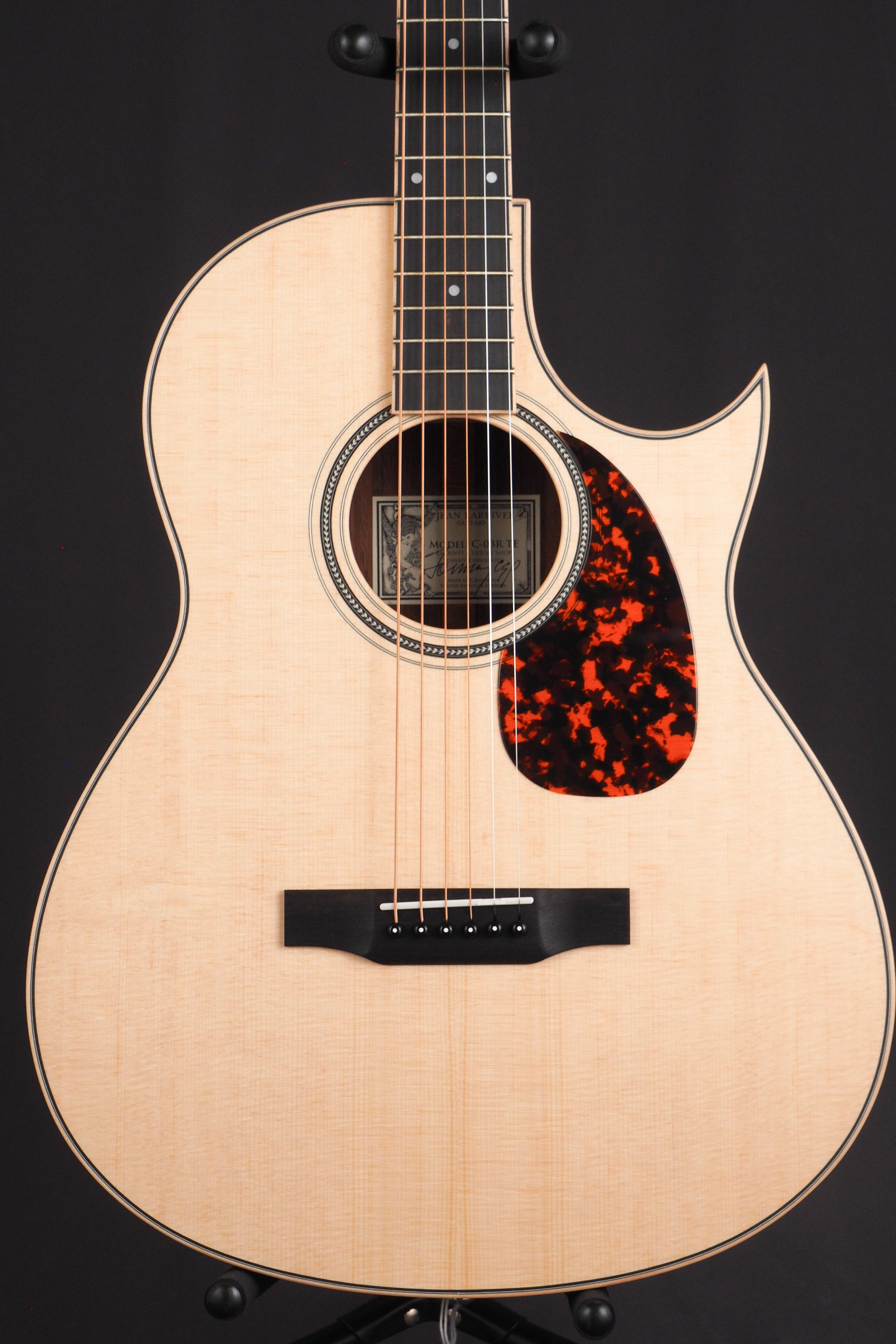 C-03 Tommy Emmanuel - Natural