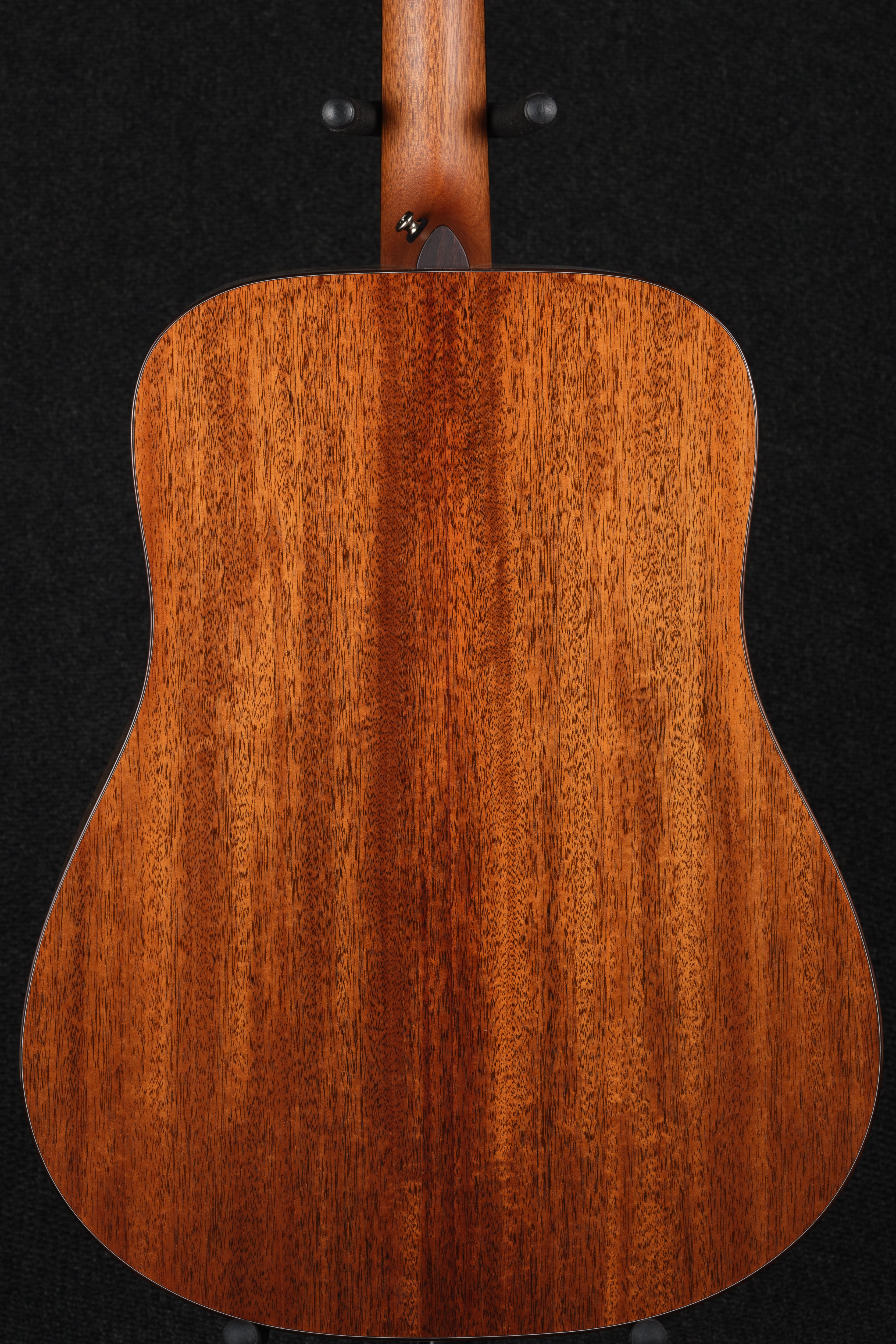 BG-42T-G Bluegrass Goose D - Natural
