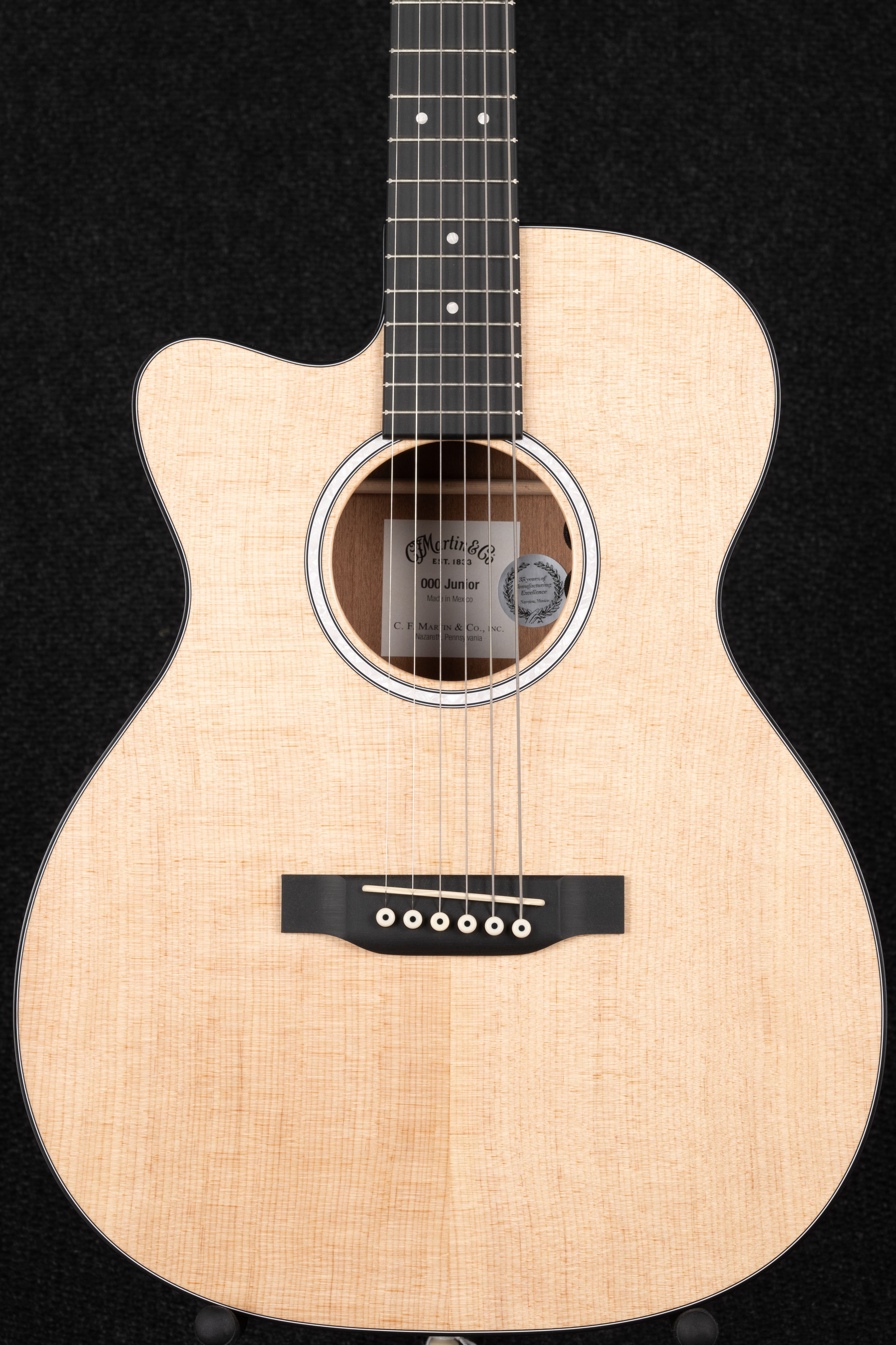 000 Jr-10e Lefty