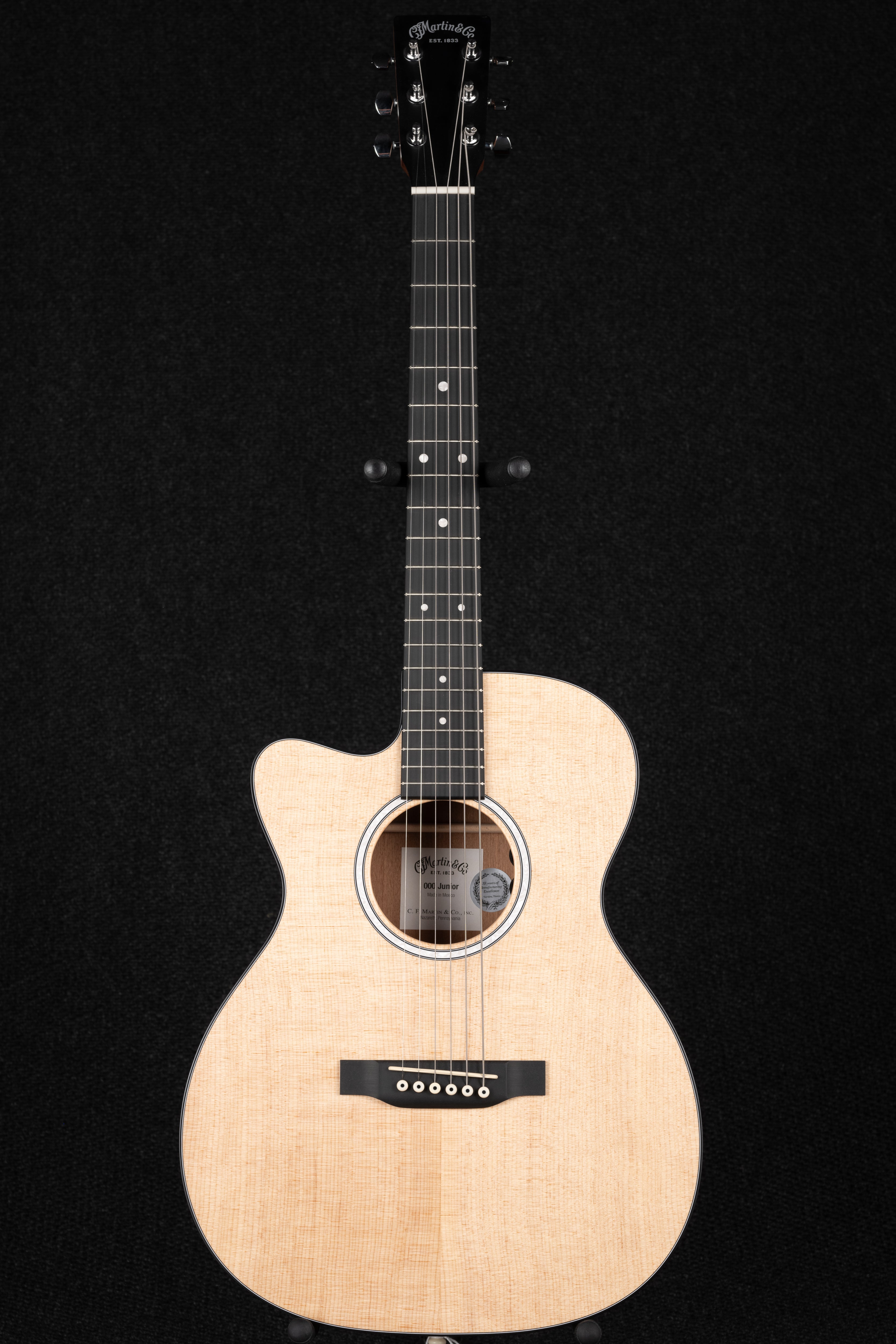 000 Jr-10e Lefty