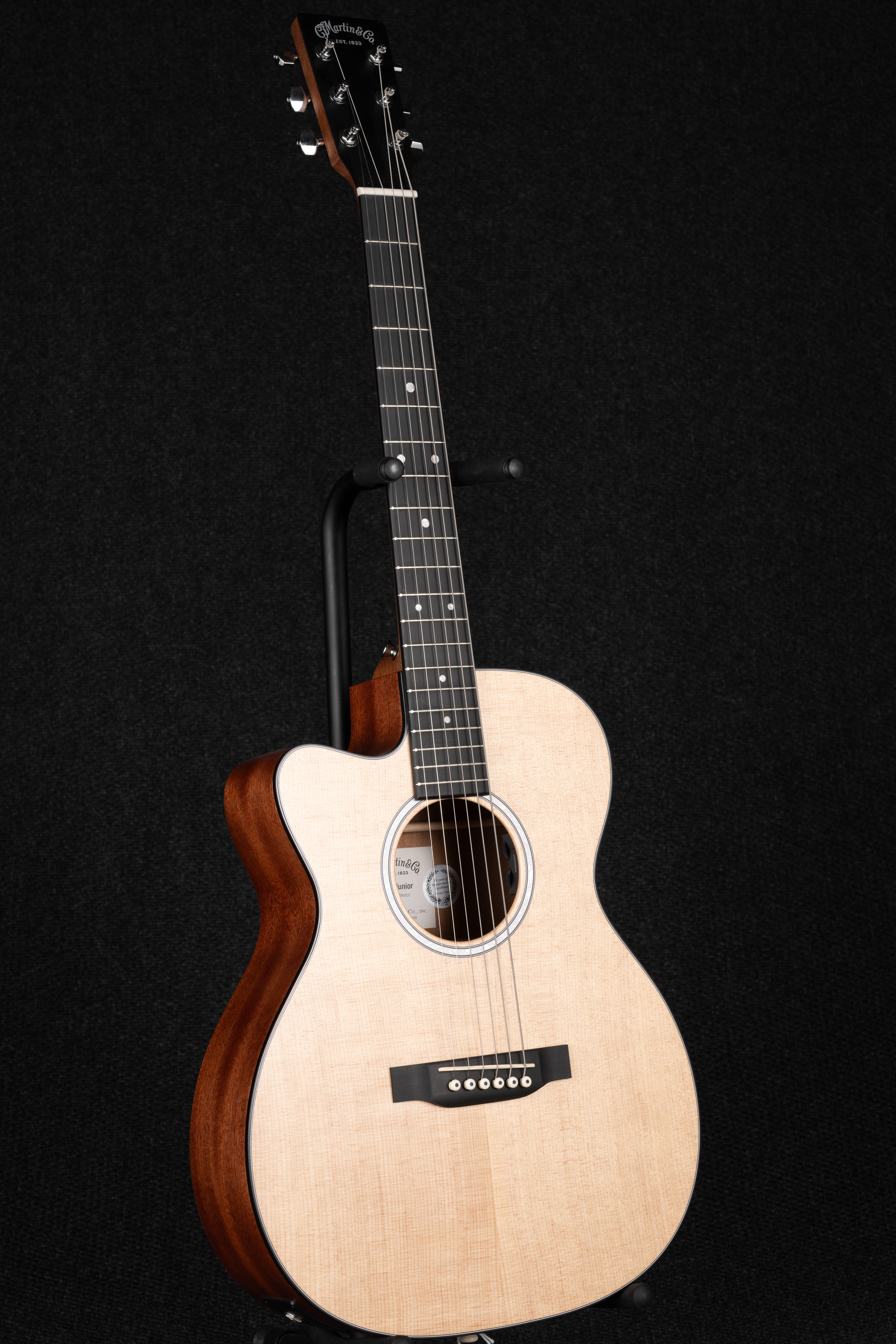 000 Jr-10e Lefty