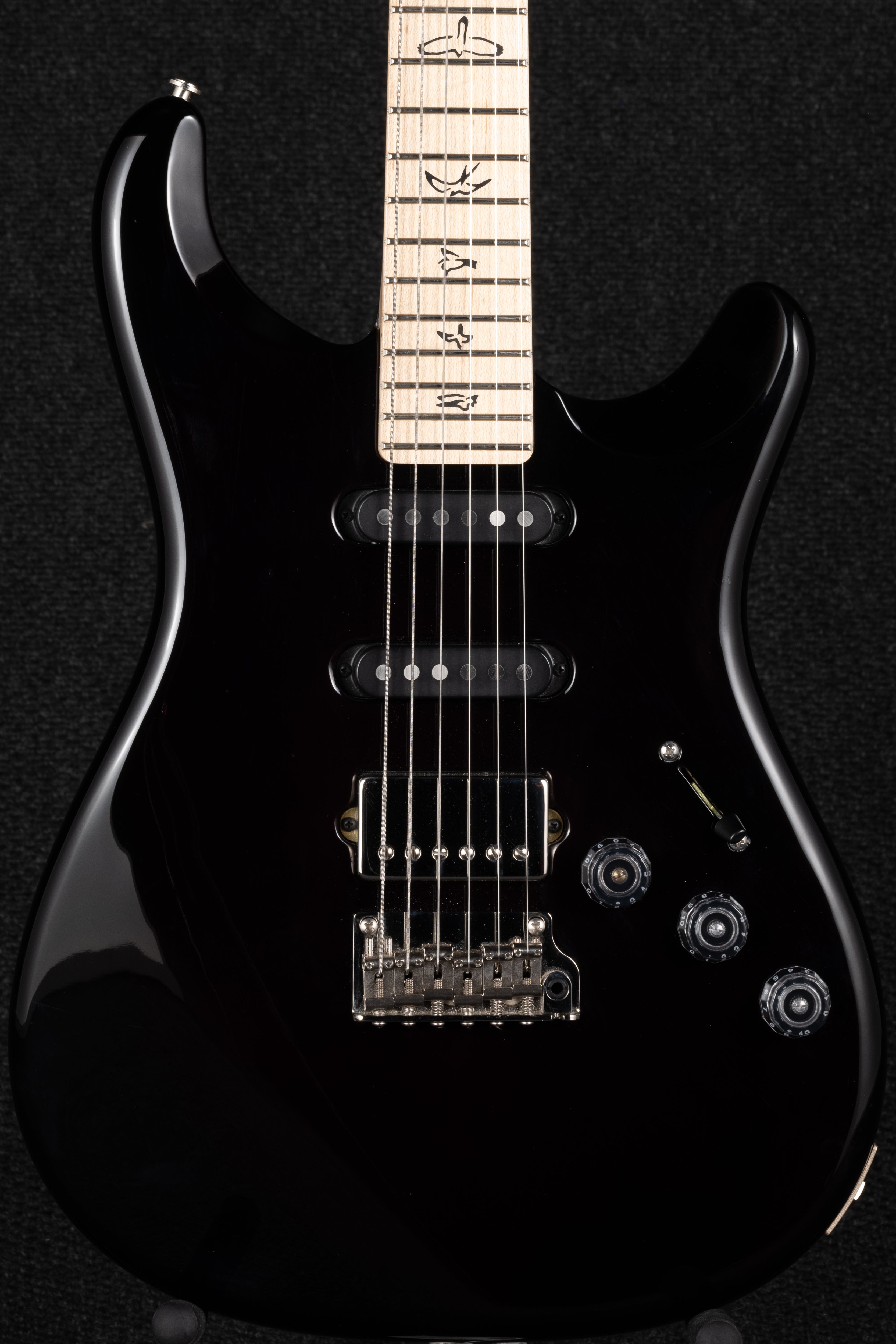 Fiore - Iris Black