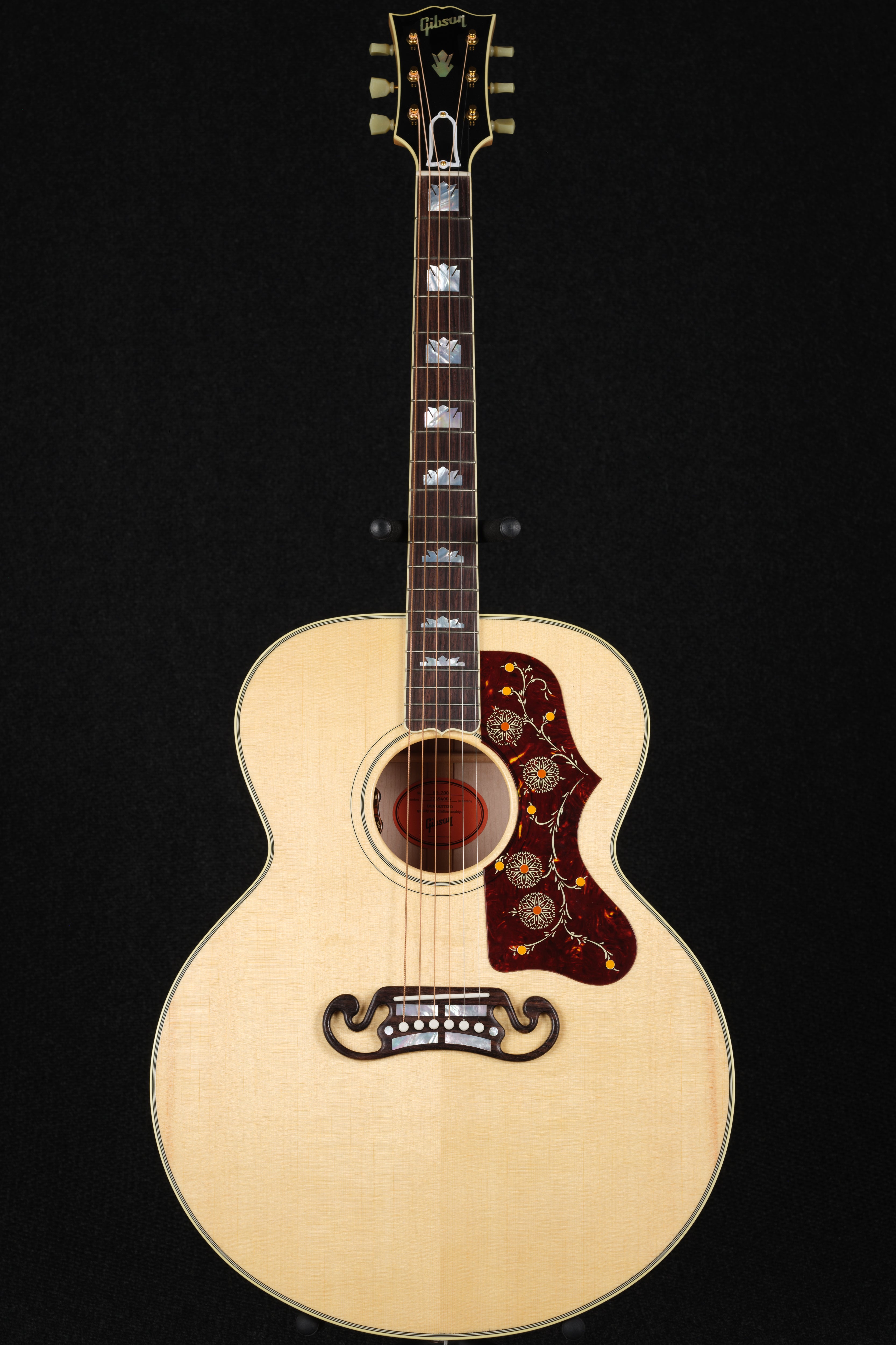 SJ-200 - Antique Natural