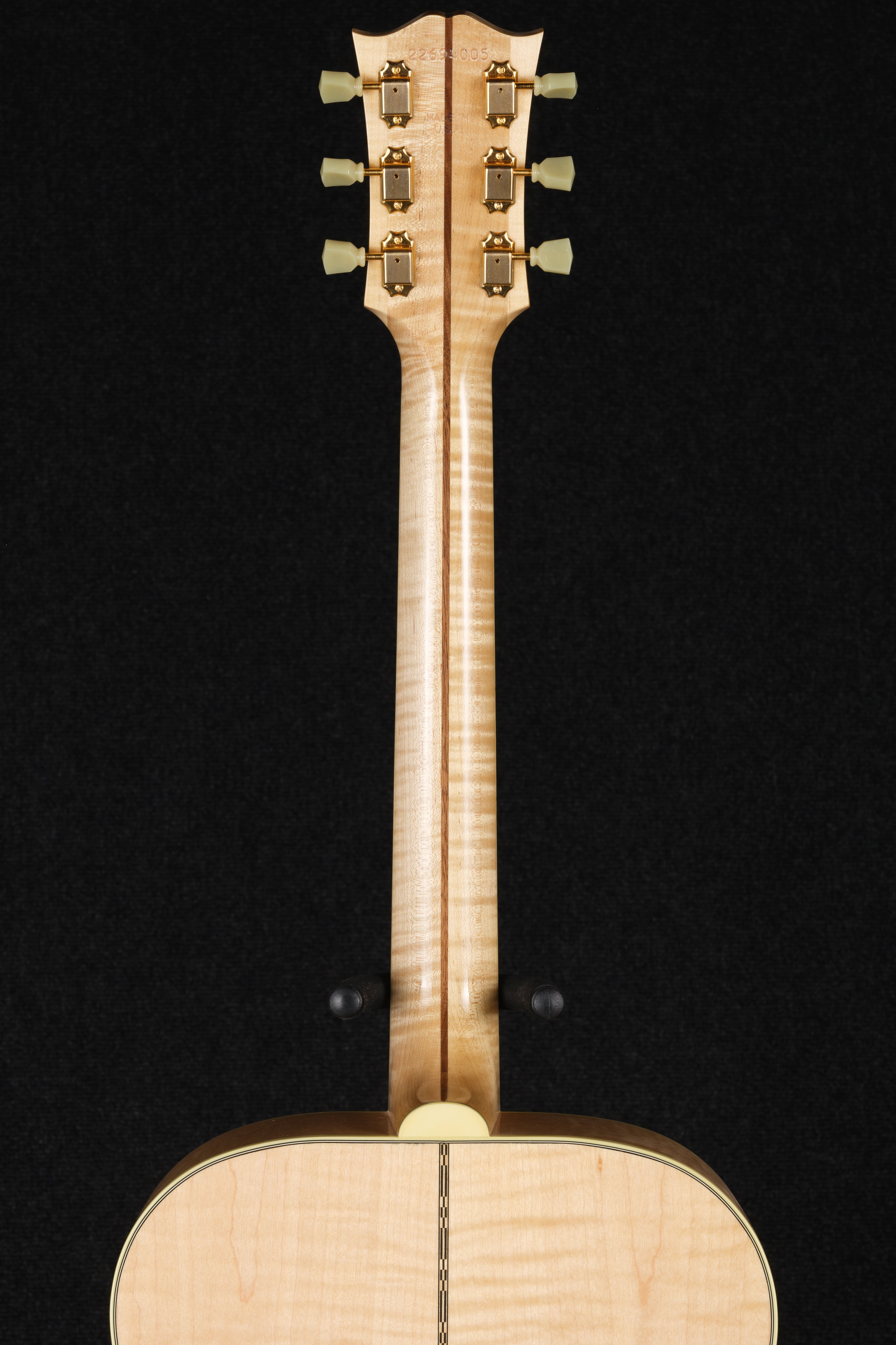 SJ-200 - Antique Natural