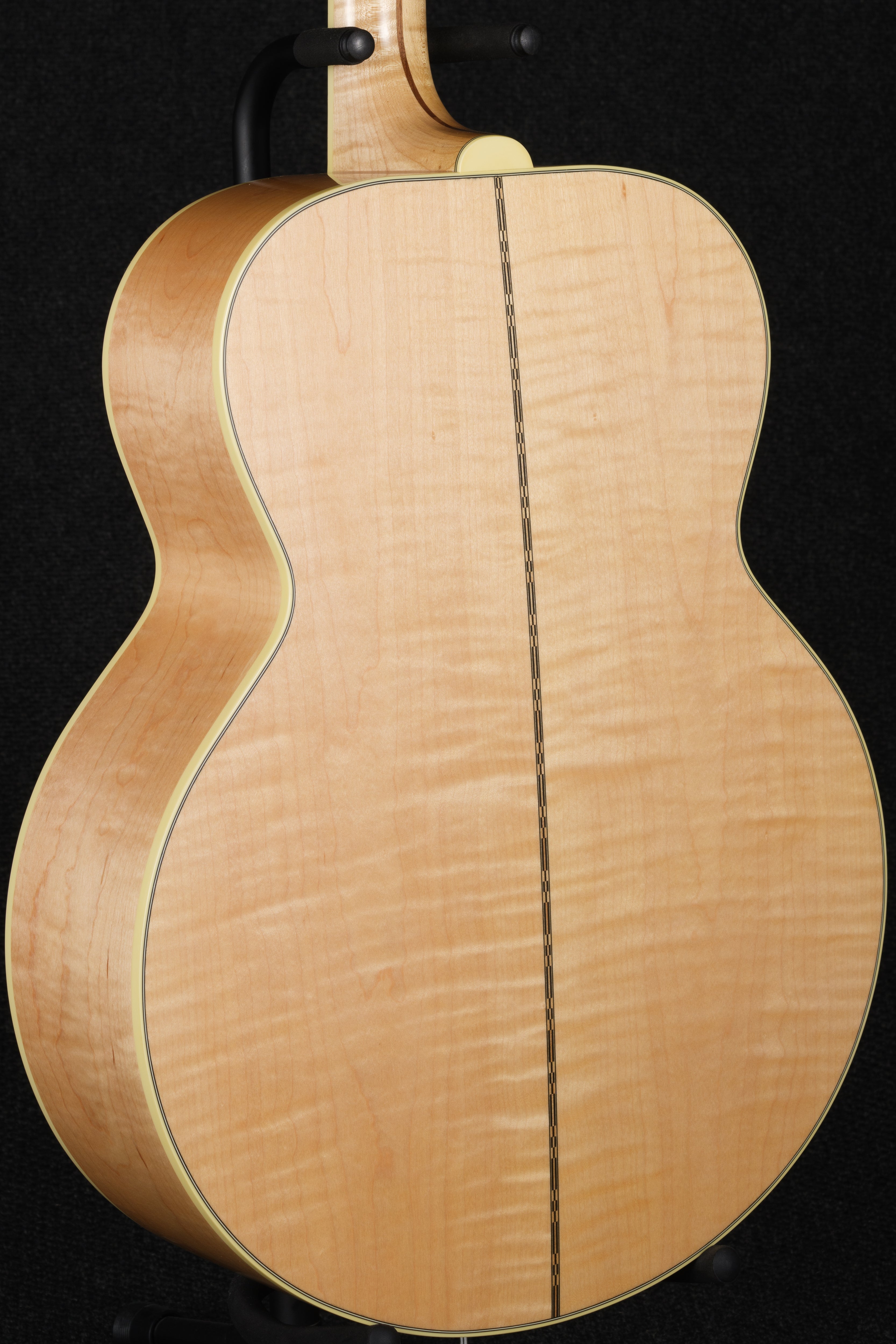 SJ-200 - Antique Natural