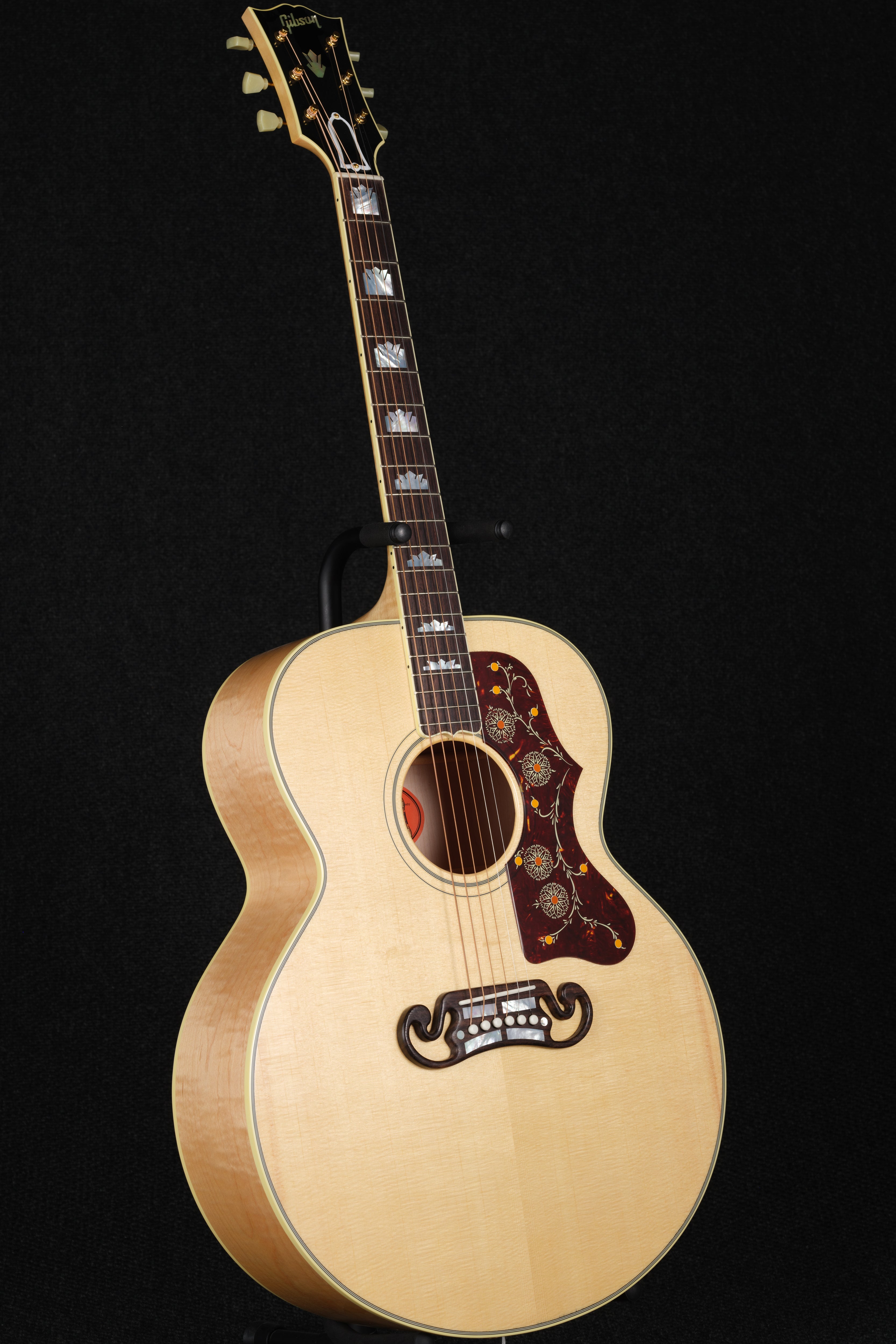 SJ-200 - Antique Natural