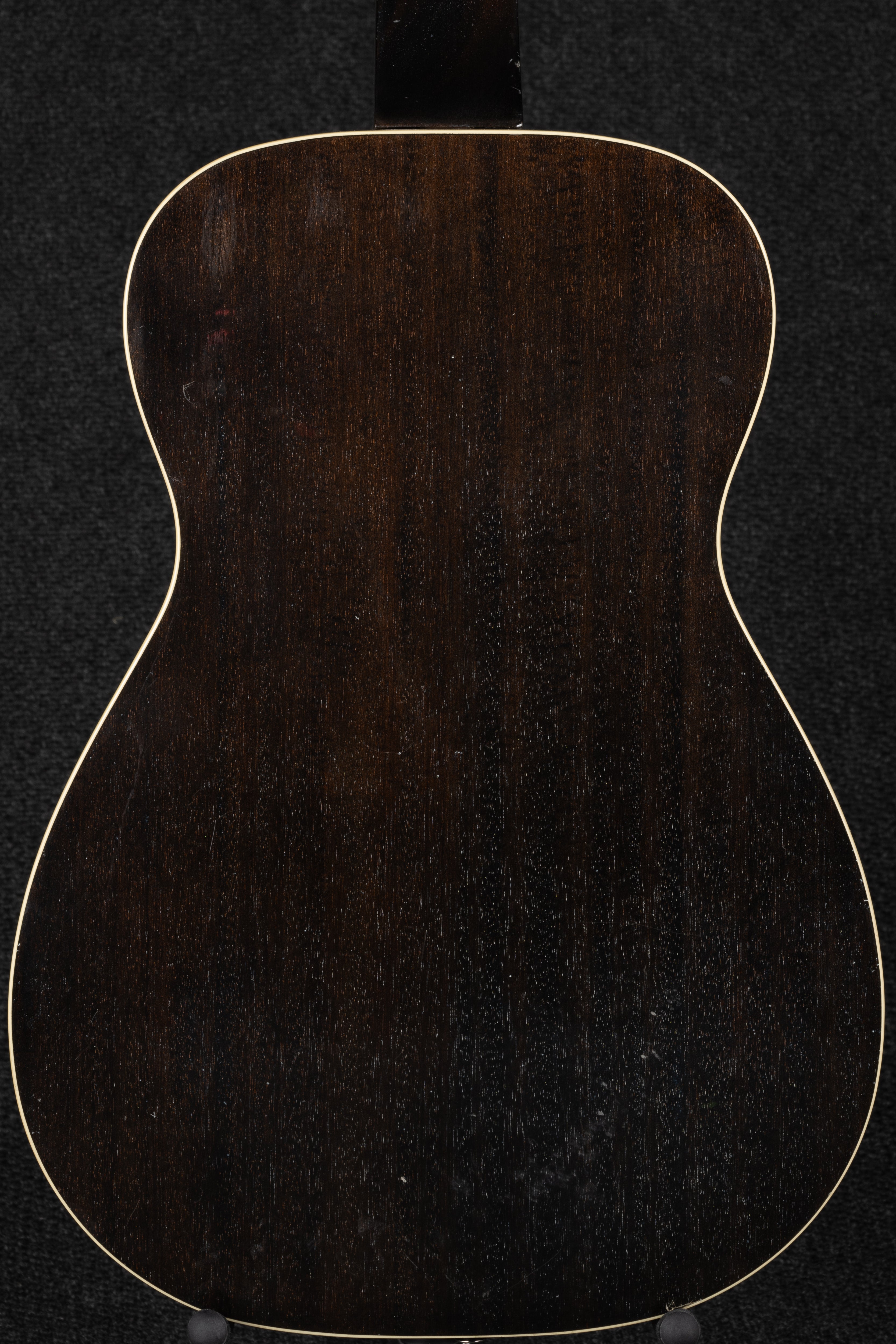 RD-52 Square Neck - Black Lightning