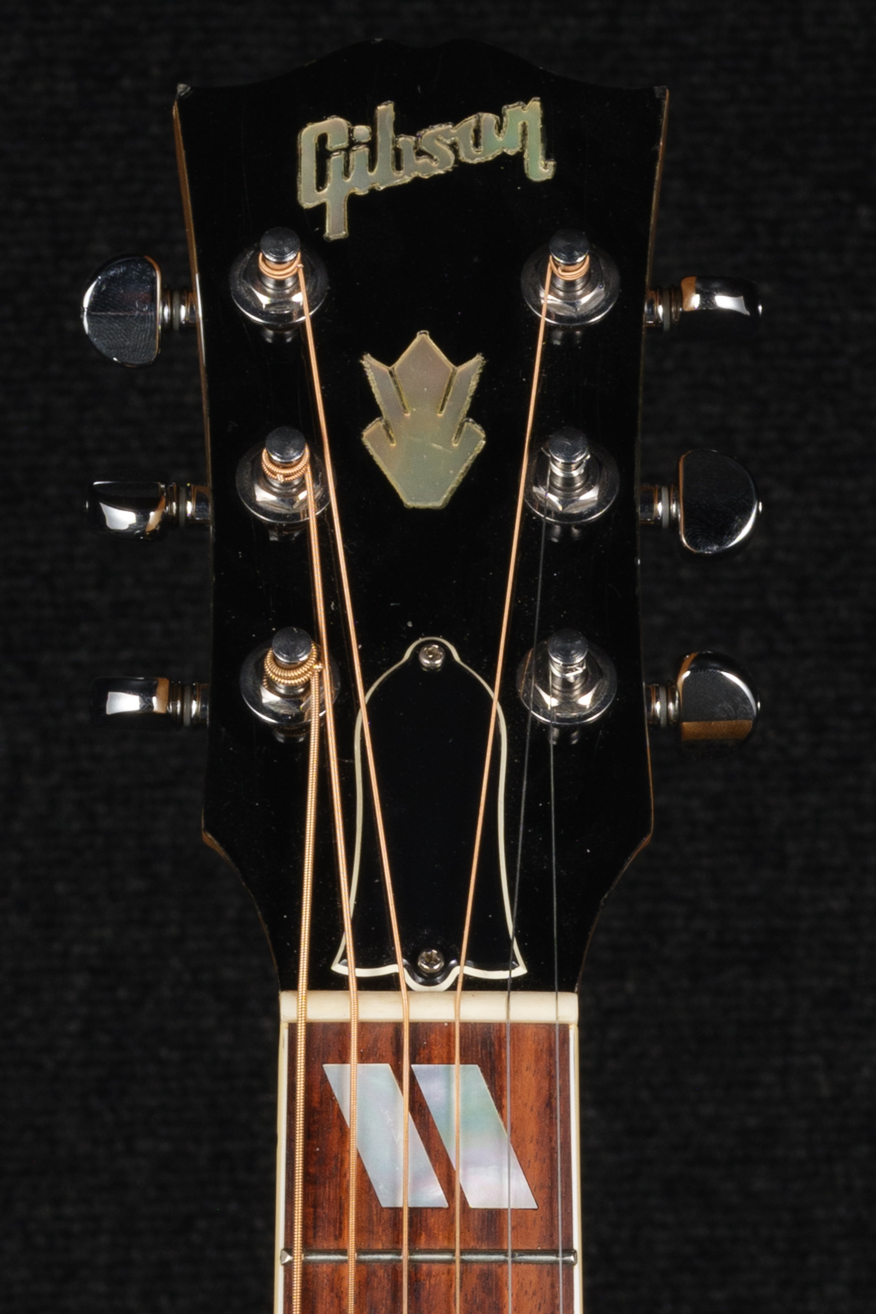 CJ-165 EC Acoustic/Electric - Natural