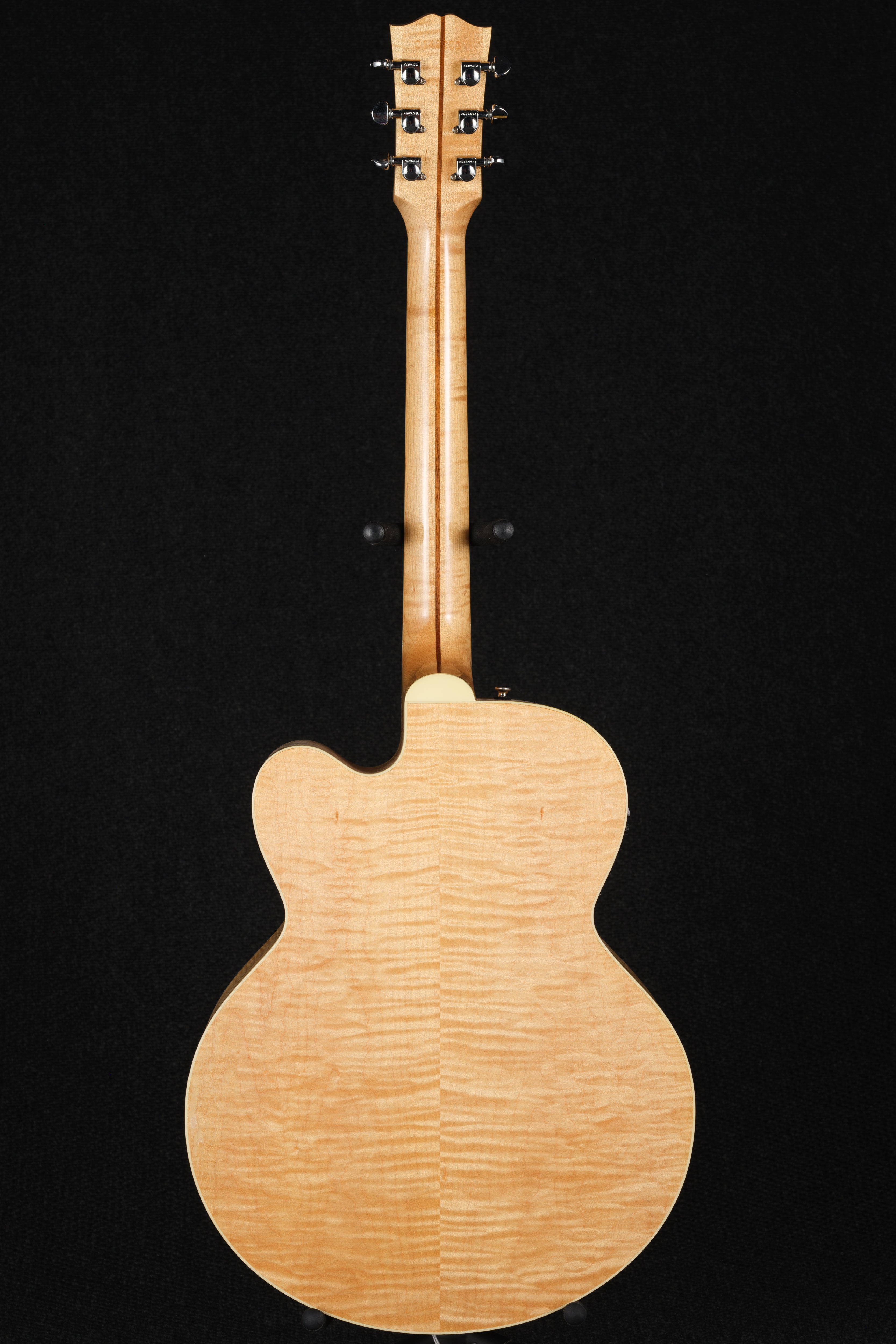 CJ-165 EC Acoustic/Electric - Natural