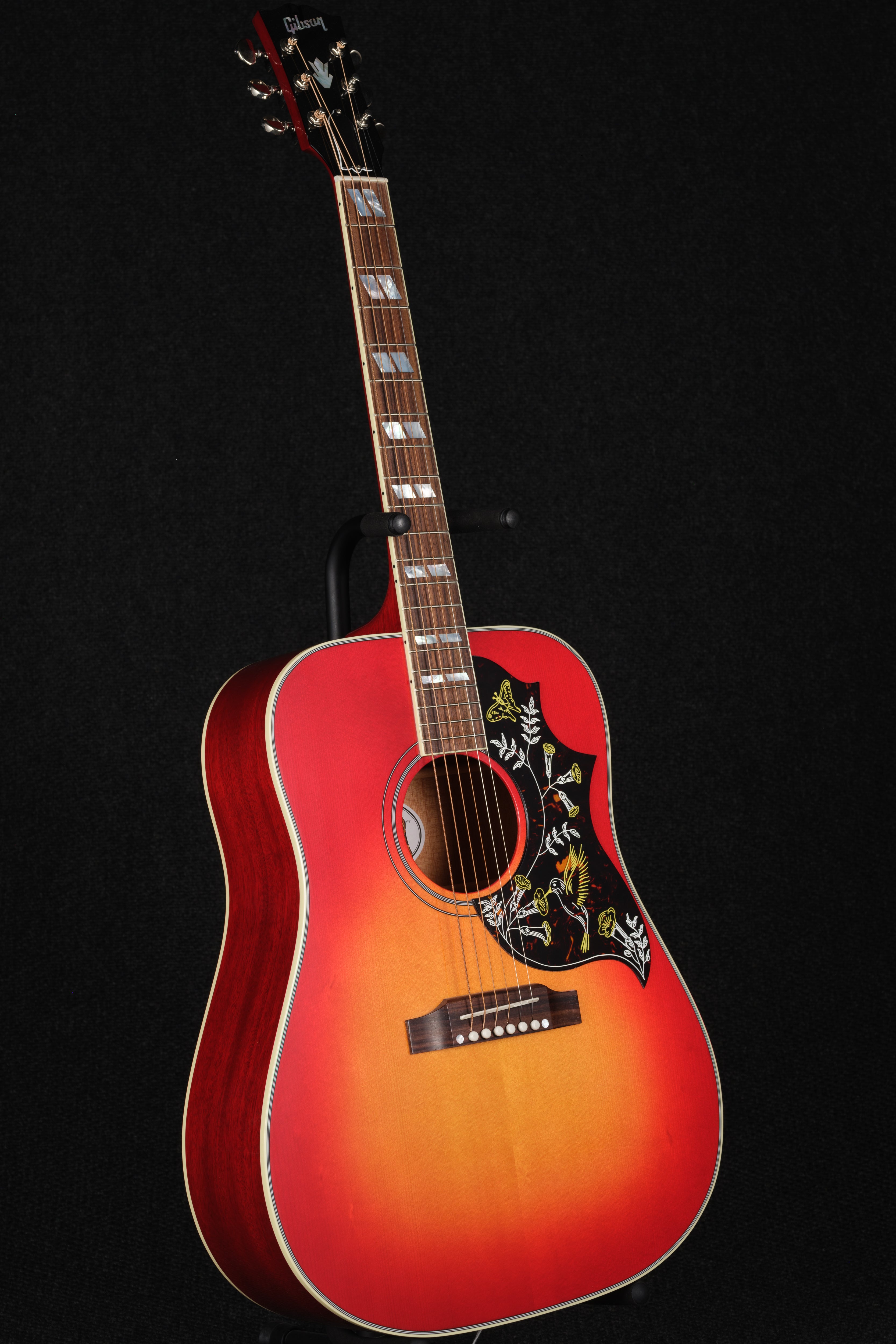 Hummingbird Original - Vintage Cherry Sunburst