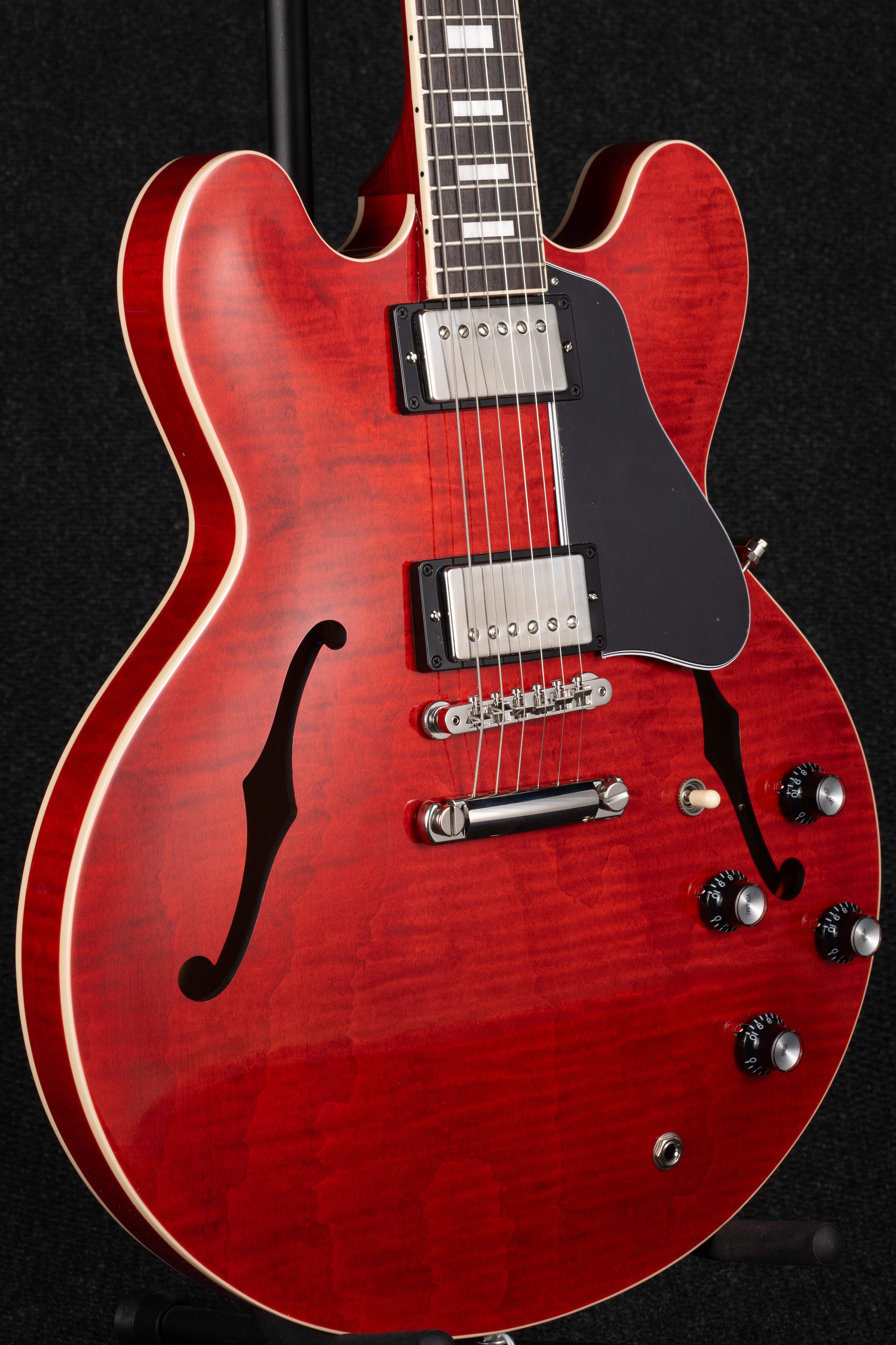 ES-335 - Sixties Cherry