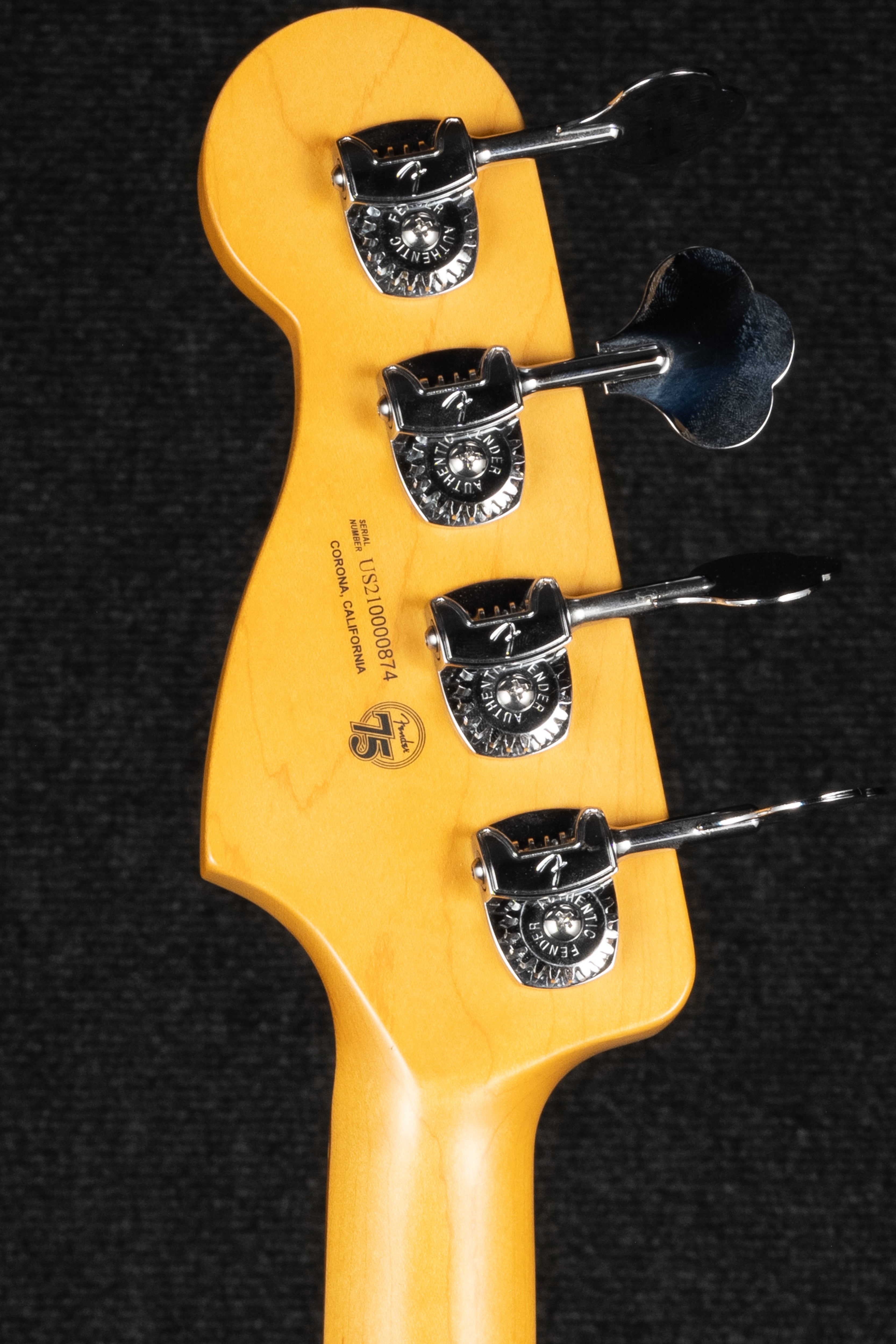 American Professional II Precision Bass - Sunburst