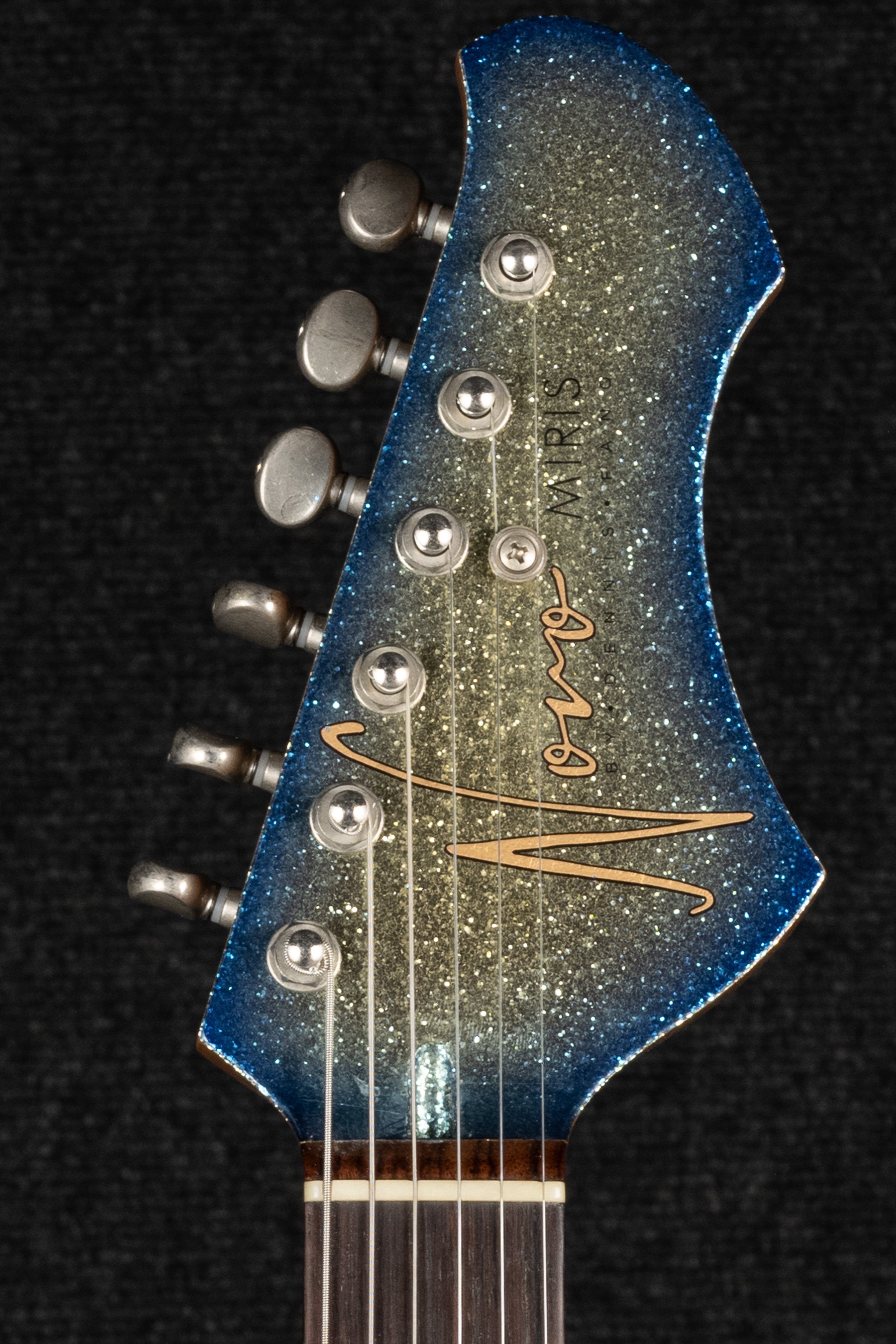 Miris J - Sparkle Surfburst