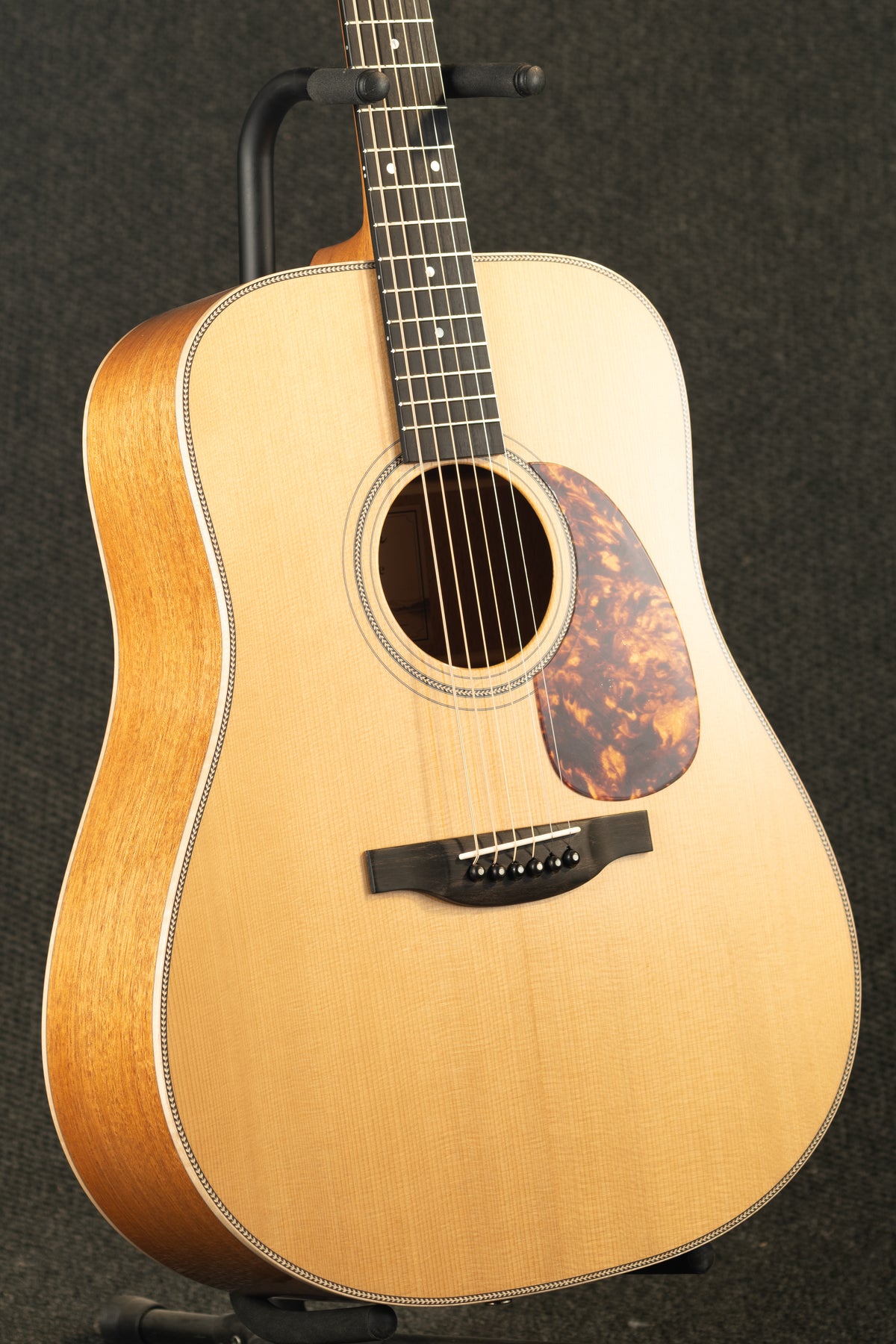 SG-42-V Studio Goose Vintage Pack Mahogany Dreadnought
