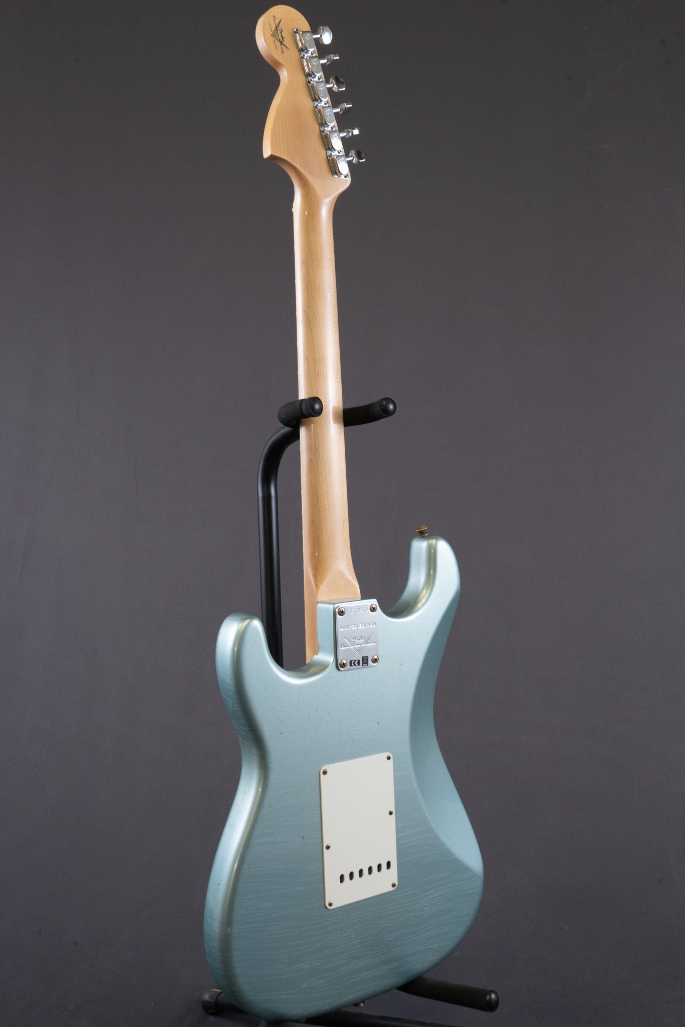 Limited '69 Stratocaster Journeyman Relic - Fire Mist Silver