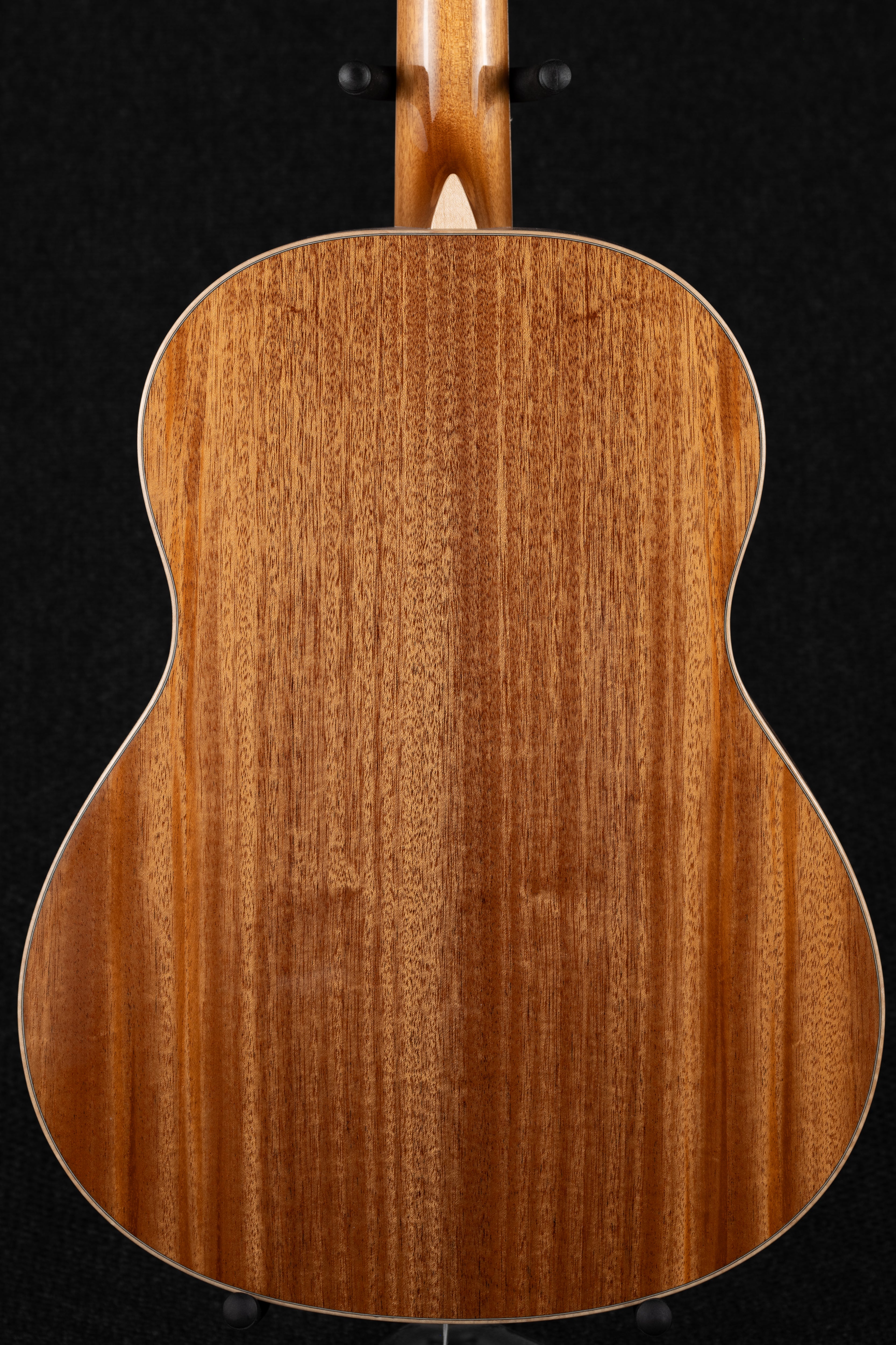 L-05-12 Mahogany -  Natural