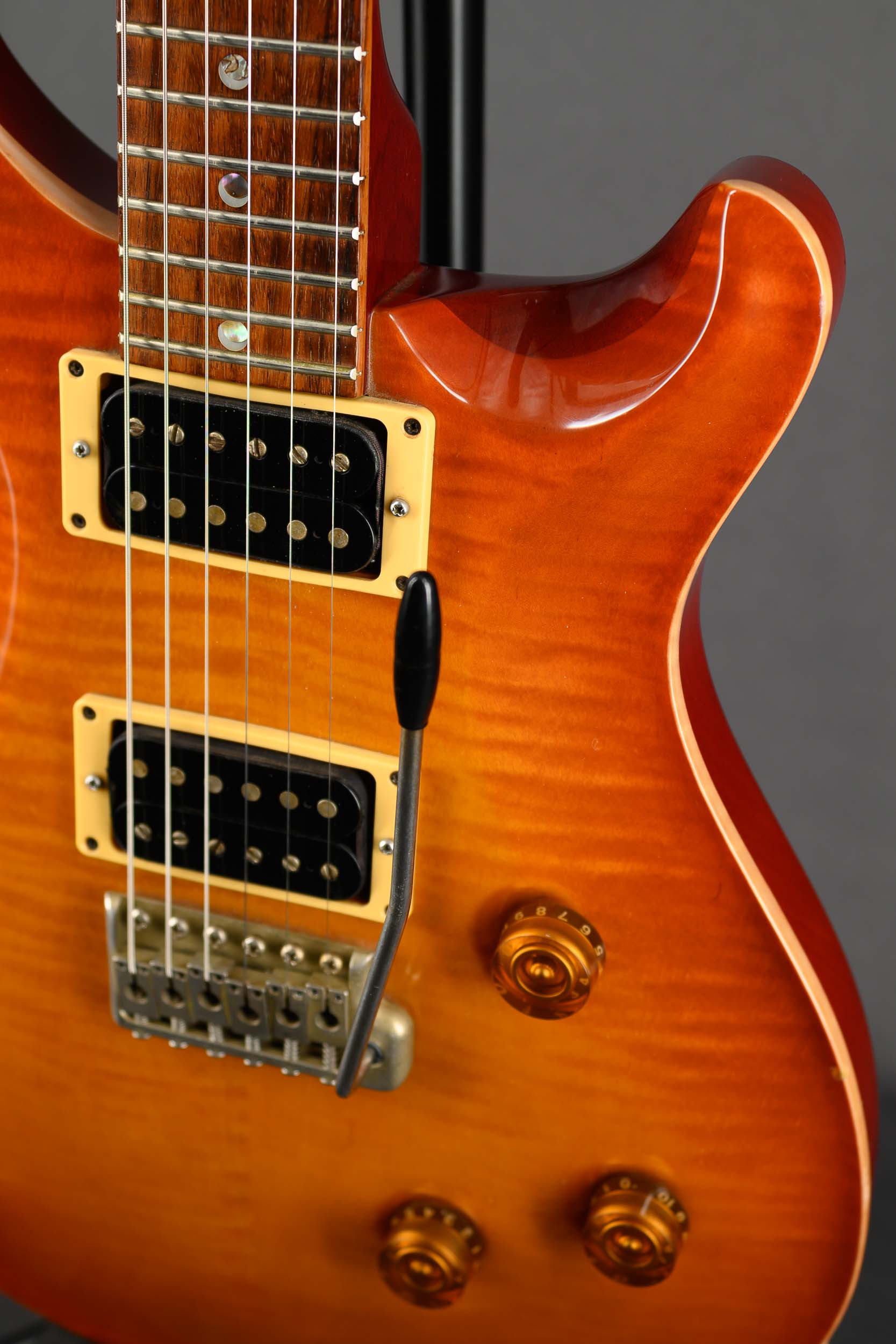 1997 Custom 24 - Amber Burst Moon Inlay