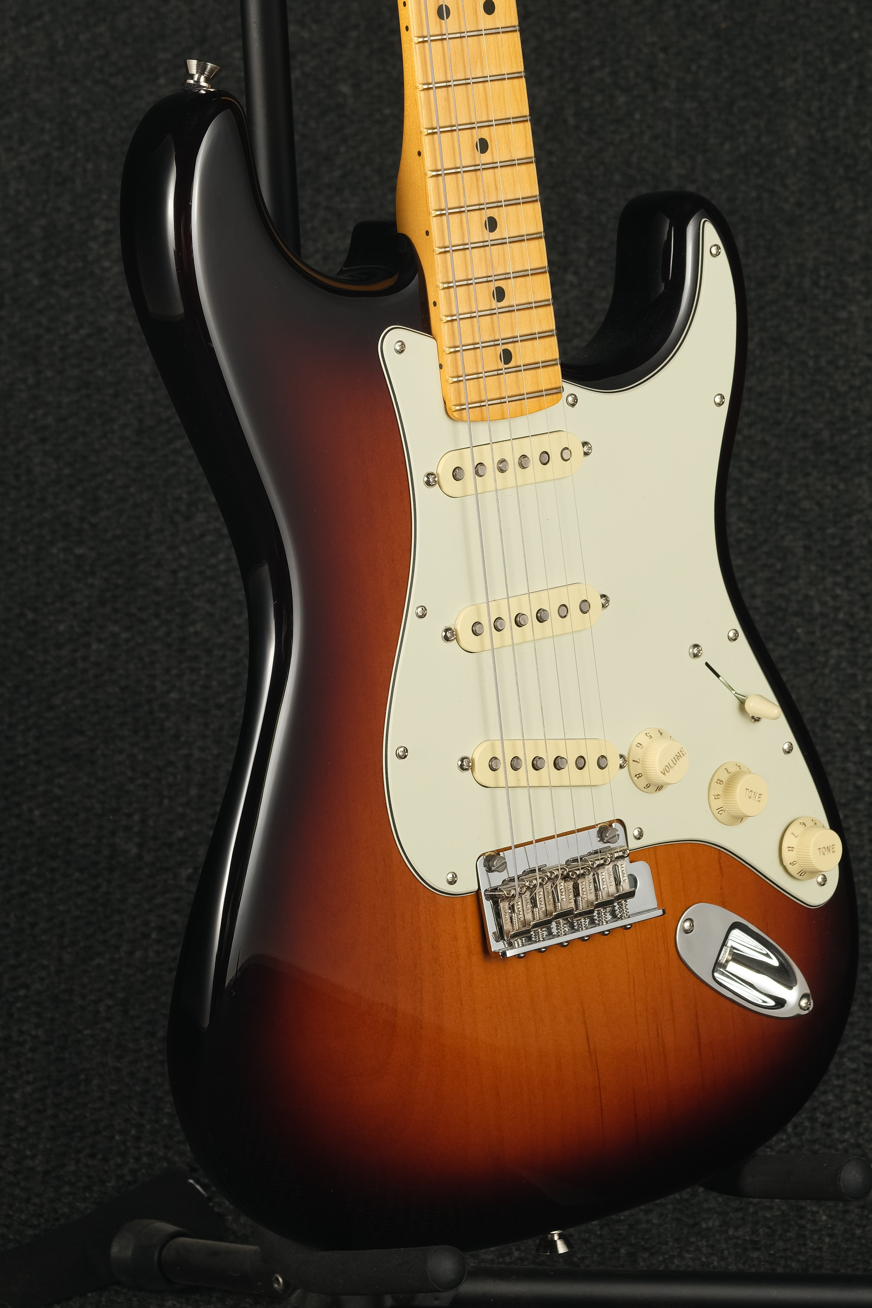 American Professional II Strat Sunburst