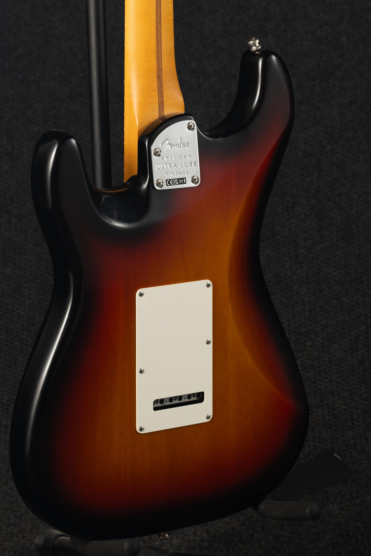 American Ultra Luxe Vintage Stratocaster - Sunburst