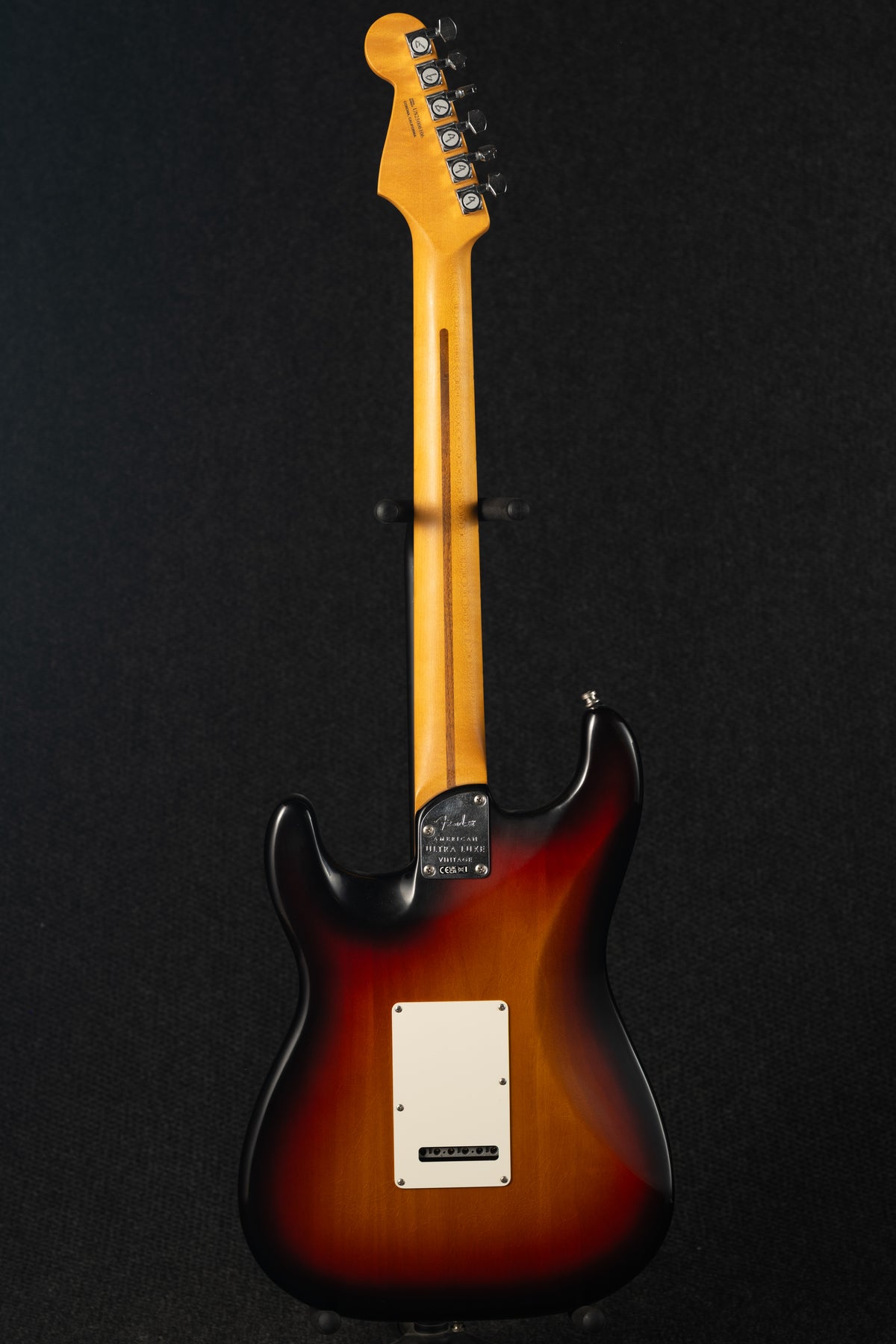 American Ultra Luxe Vintage Stratocaster - Sunburst
