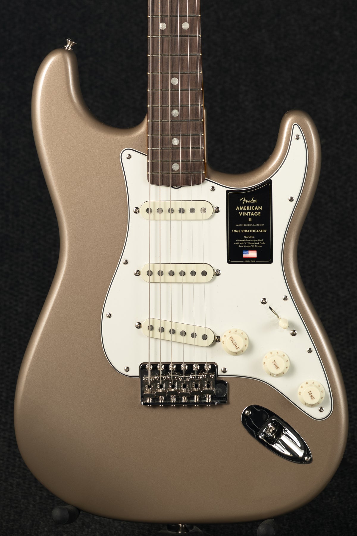 American Vintage II '65 Stratocaster Shoreline Gold