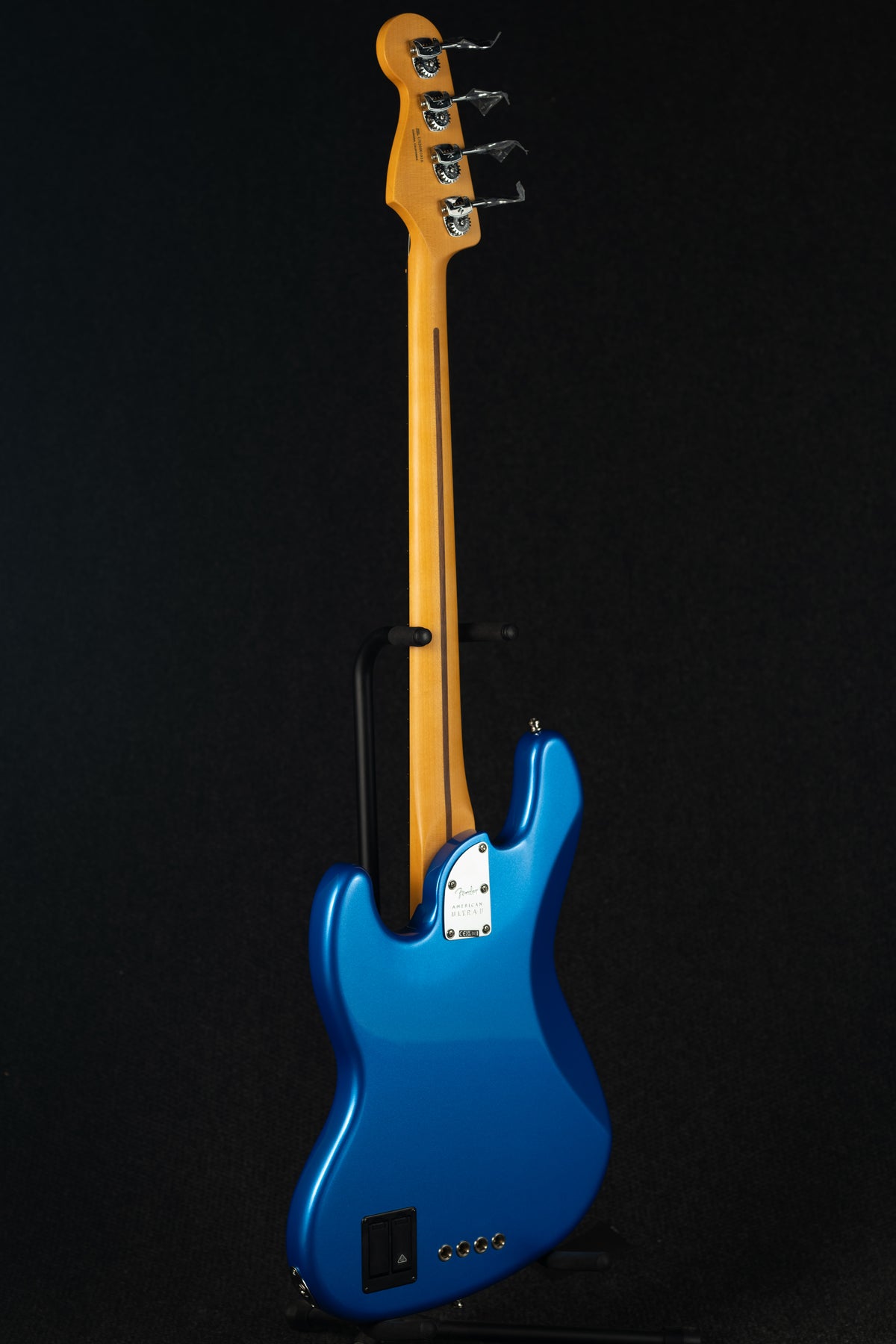 American Ultra II Jazz Bass Noble Blue
