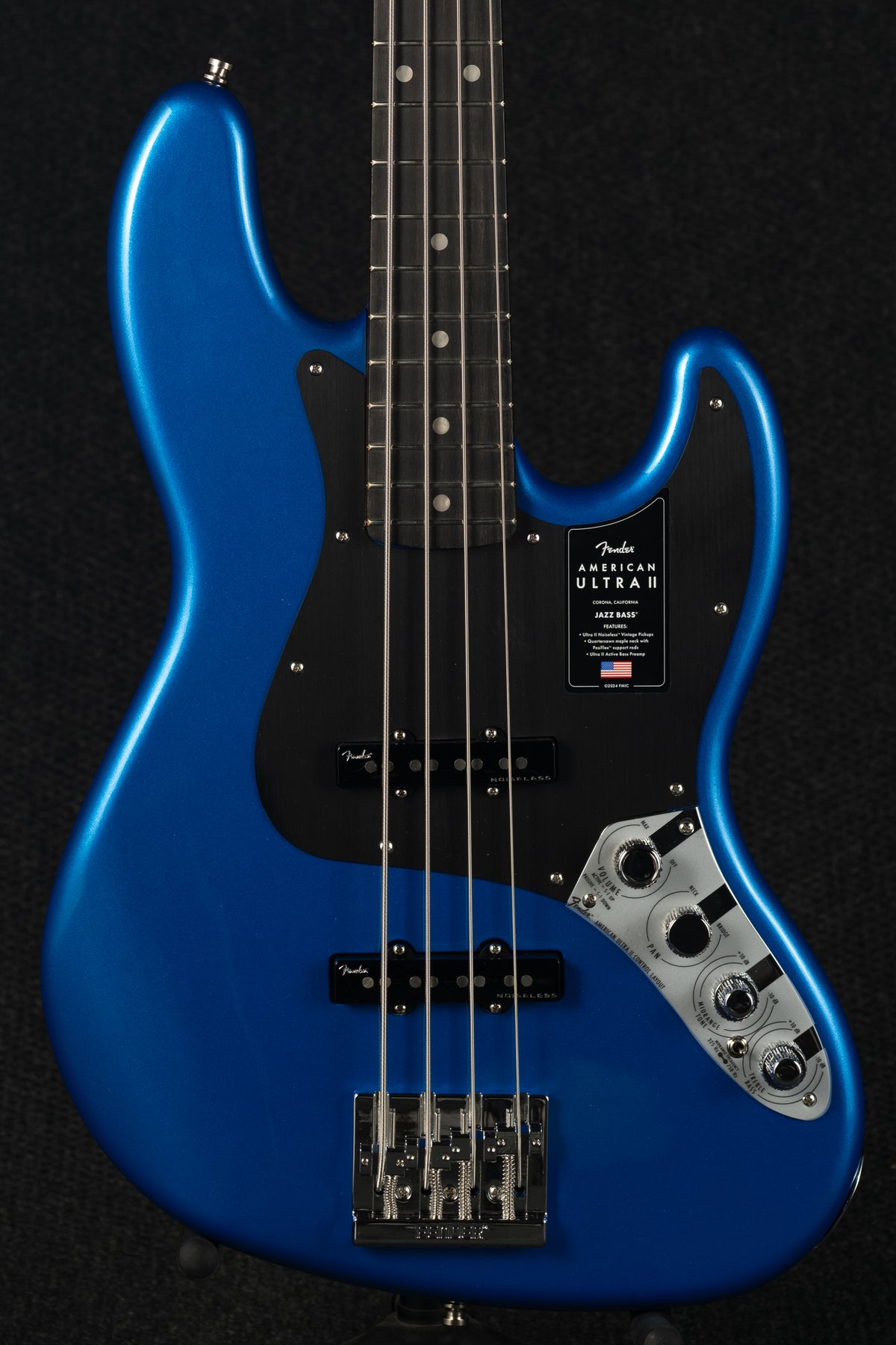 American Ultra II Jazz Bass Noble Blue