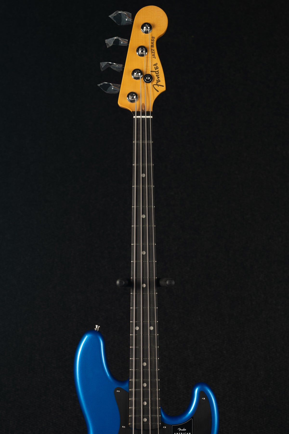 American Ultra II Jazz Bass Noble Blue