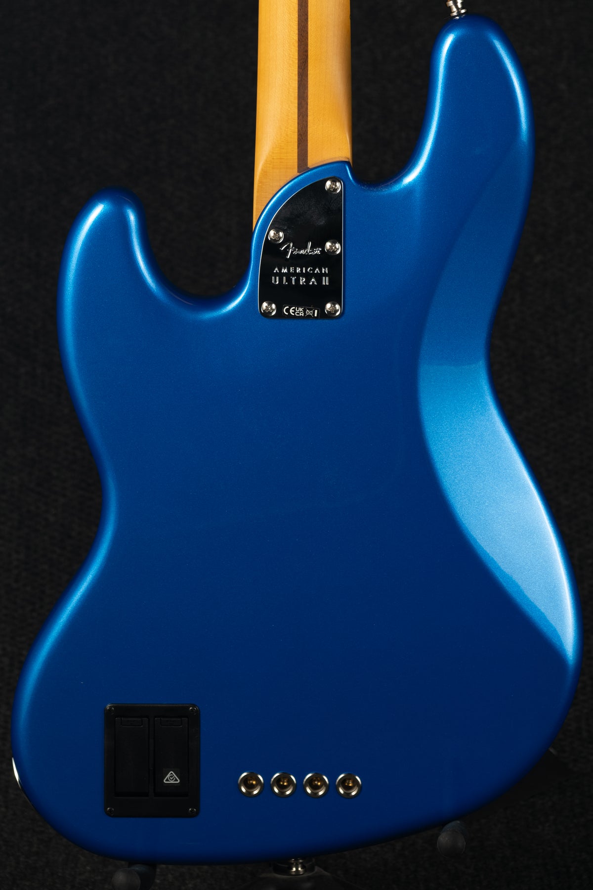 American Ultra II Jazz Bass Noble Blue
