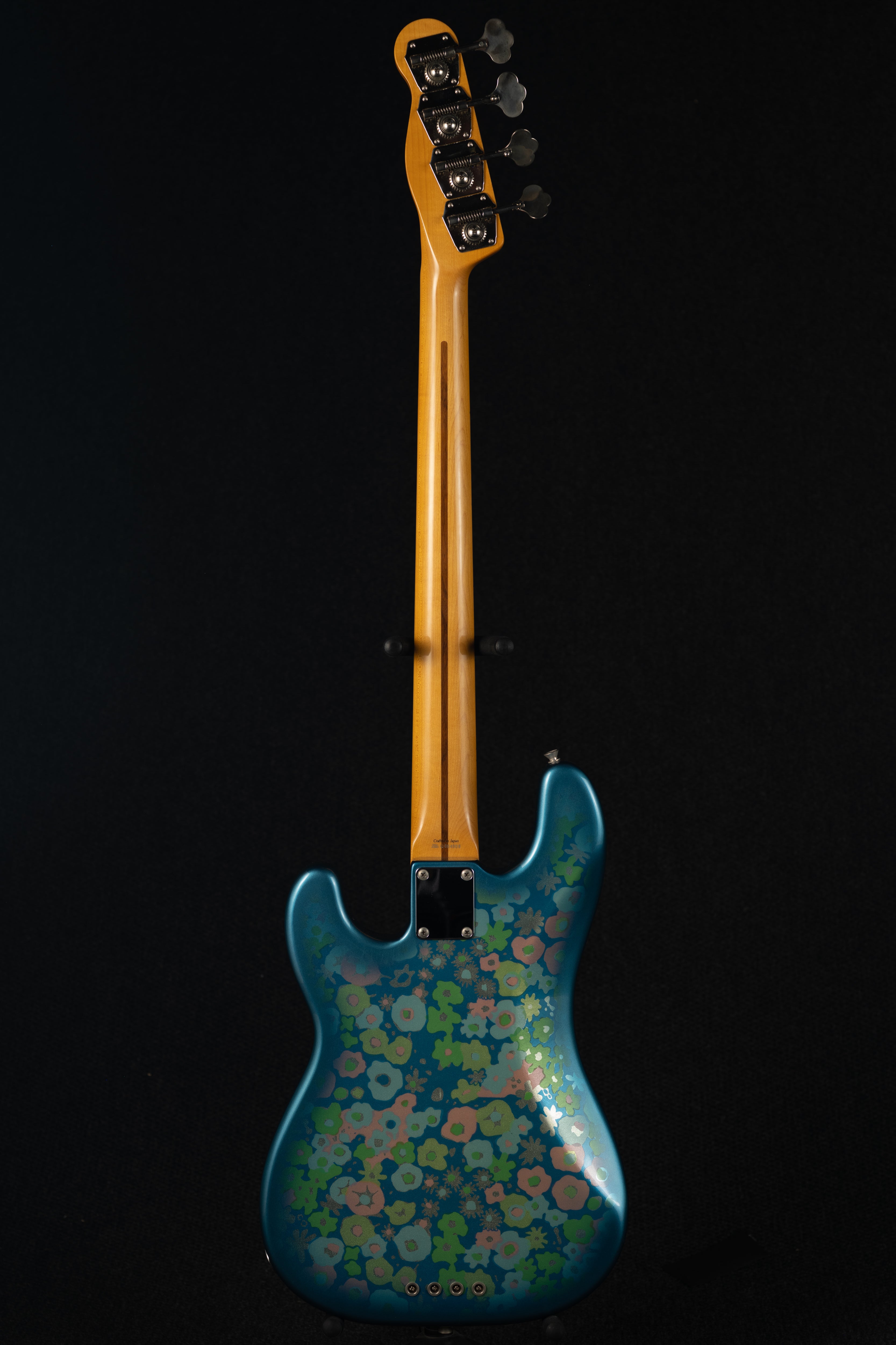 CIJ Floral P Bass