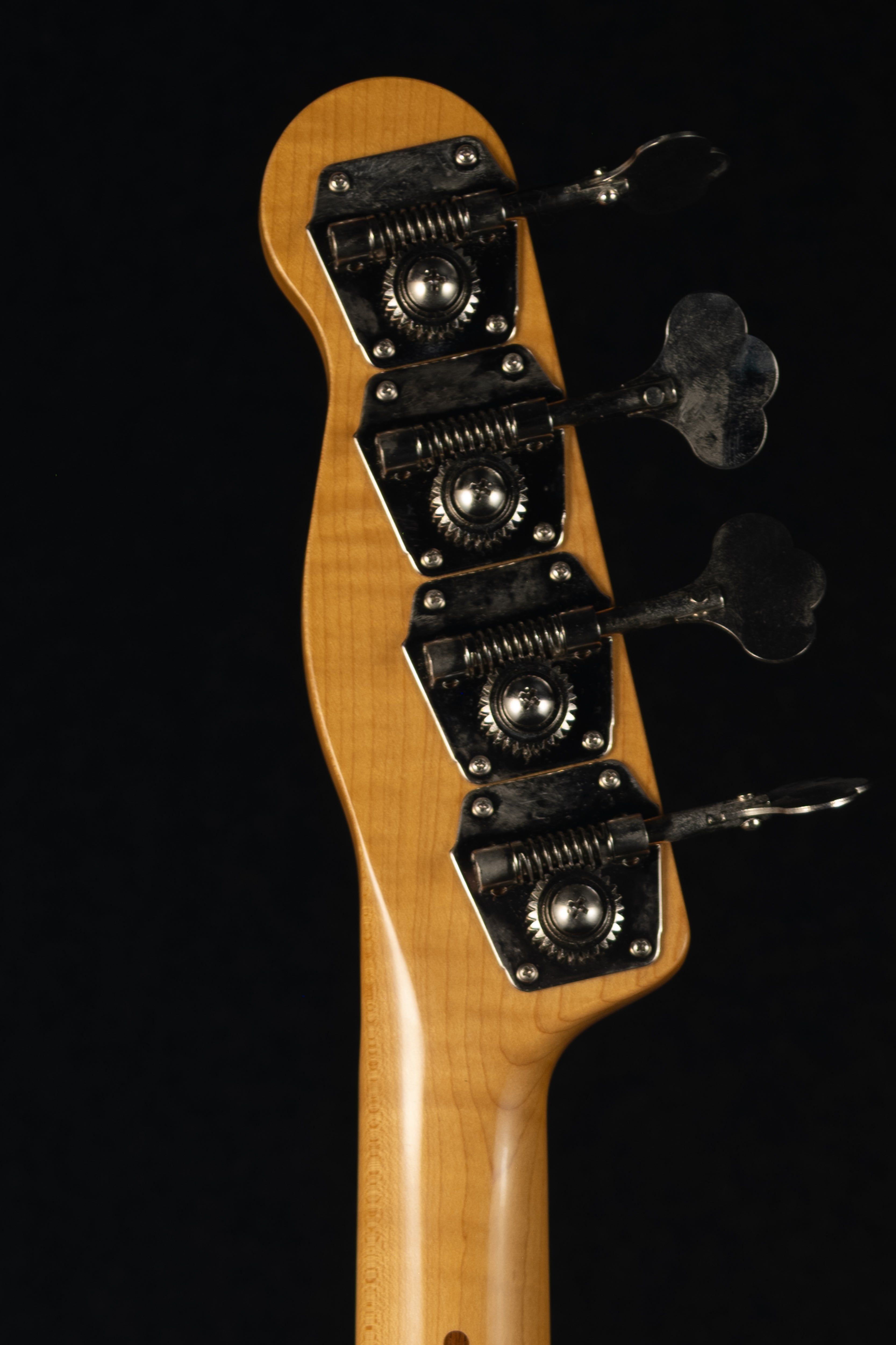 CIJ Paisley Bass