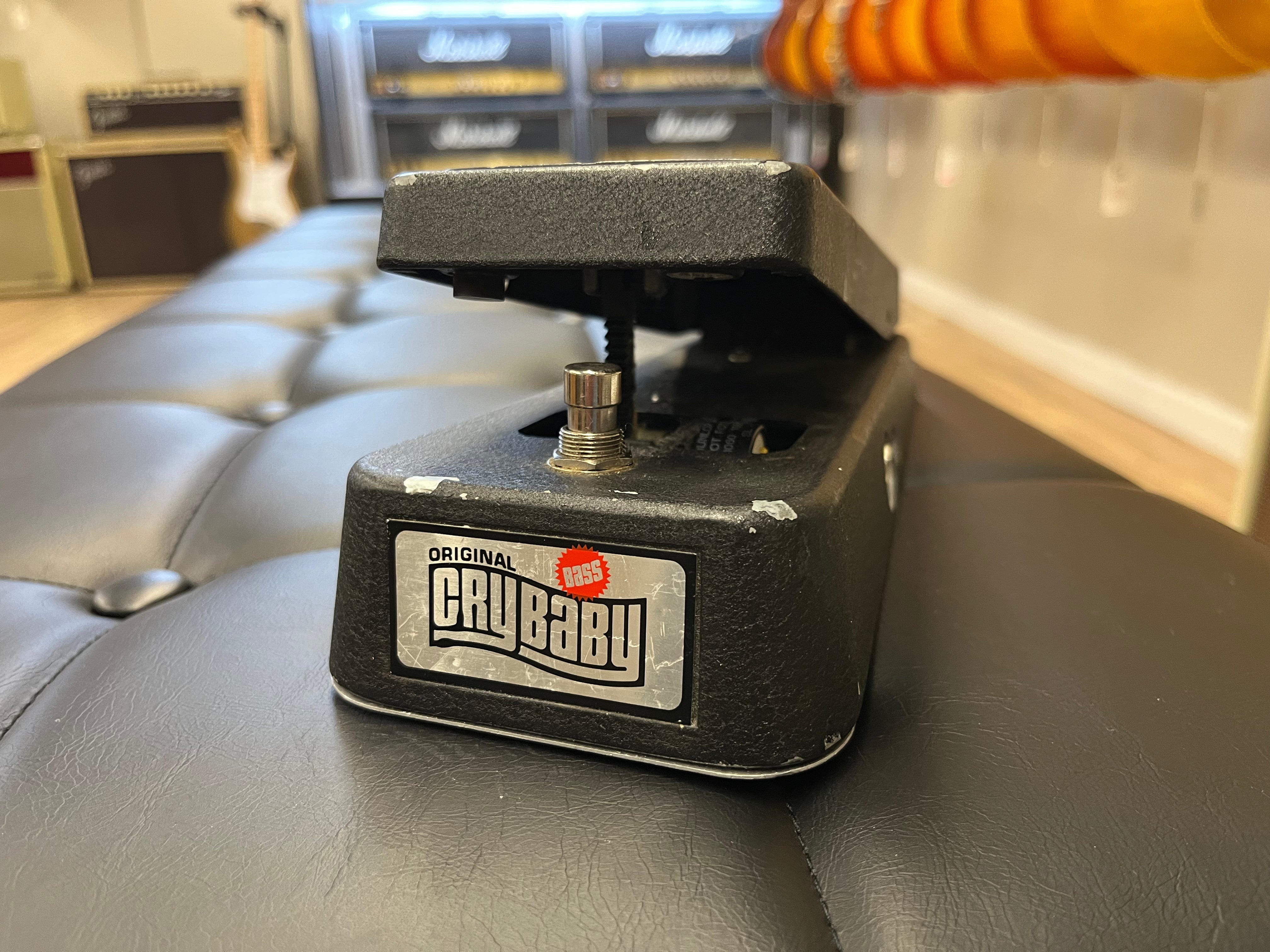 GCB-100 Bass Crybaby