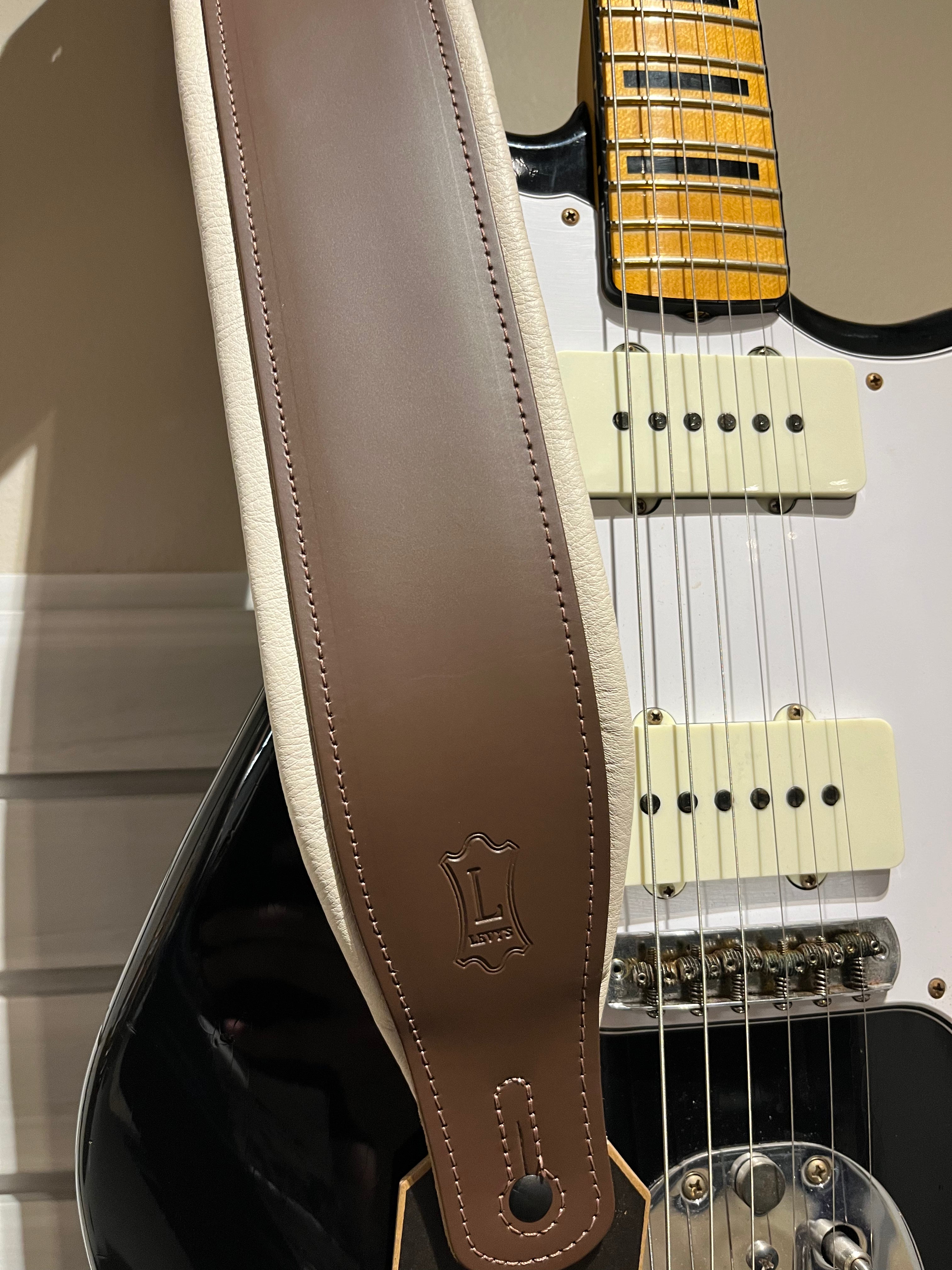 3" Top Grain Leather Brown/Cream