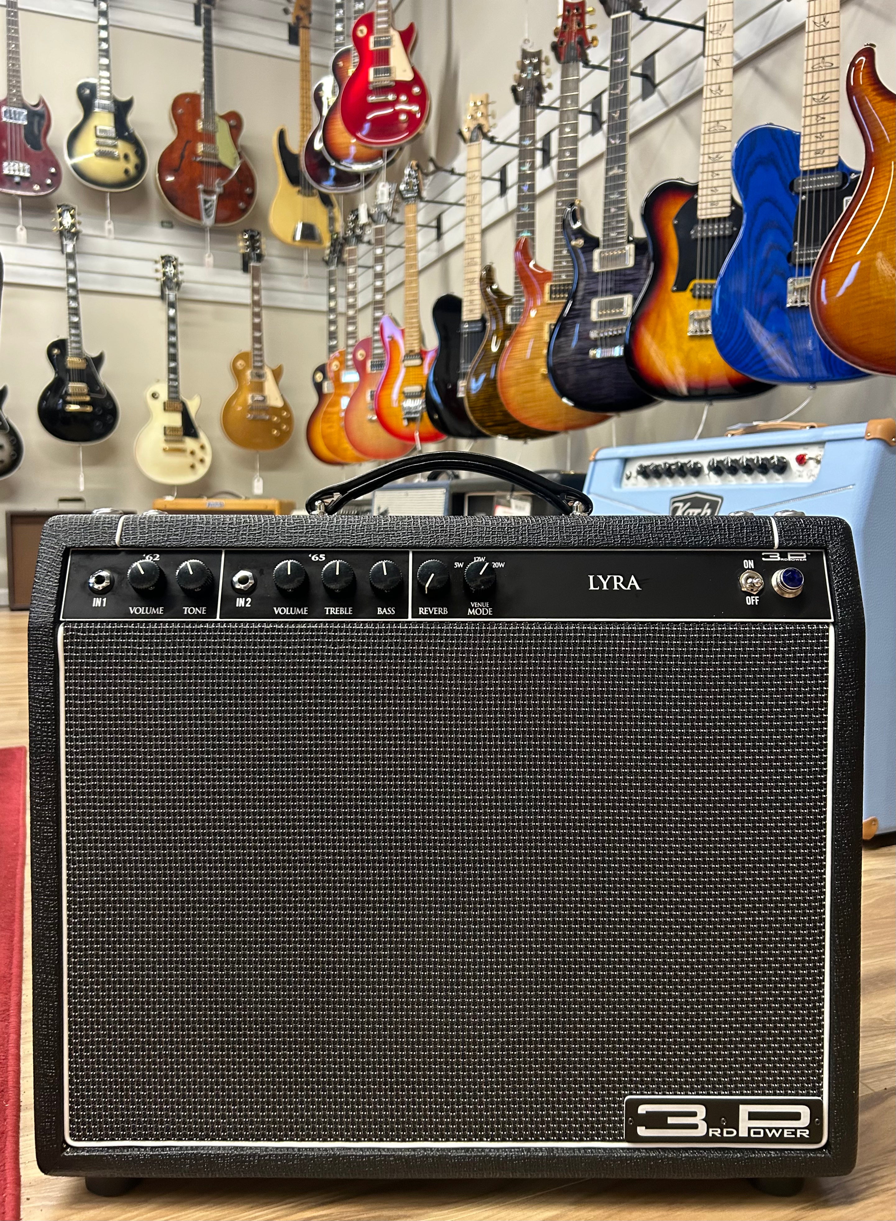 Lyra 1x12 Combo