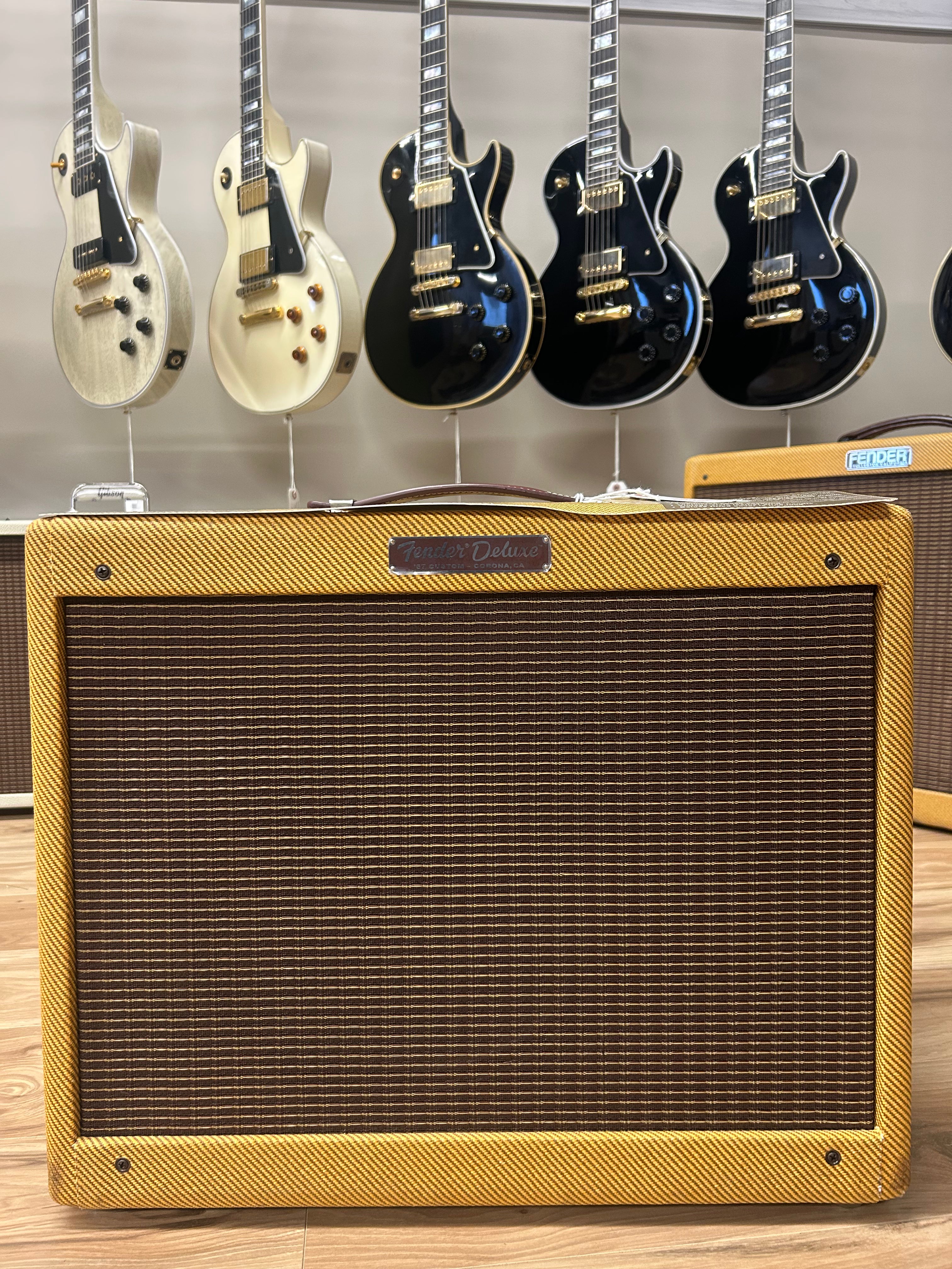 '57 Custom Deluxe 112