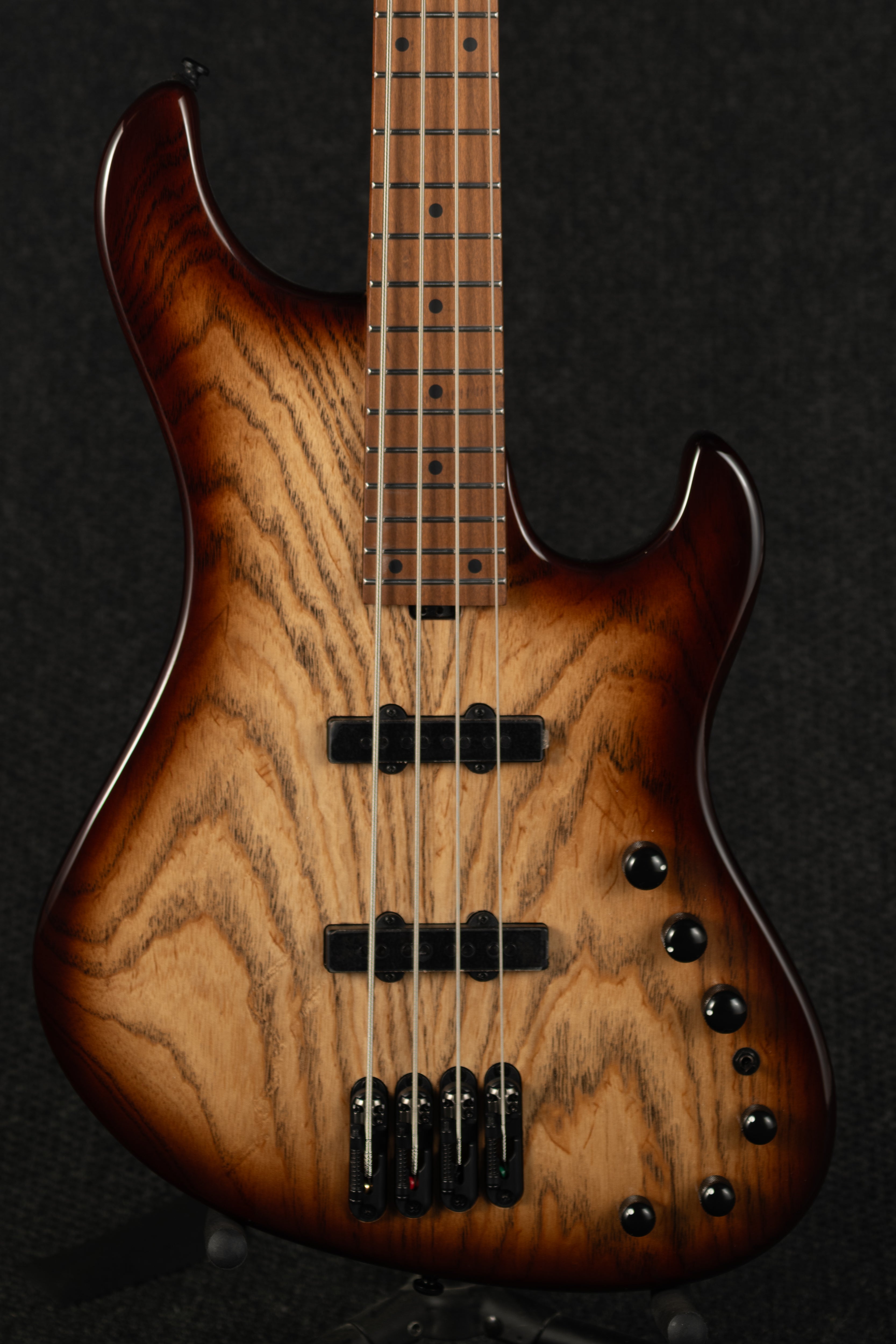 MDM1300NAB - Stained Amber Burst