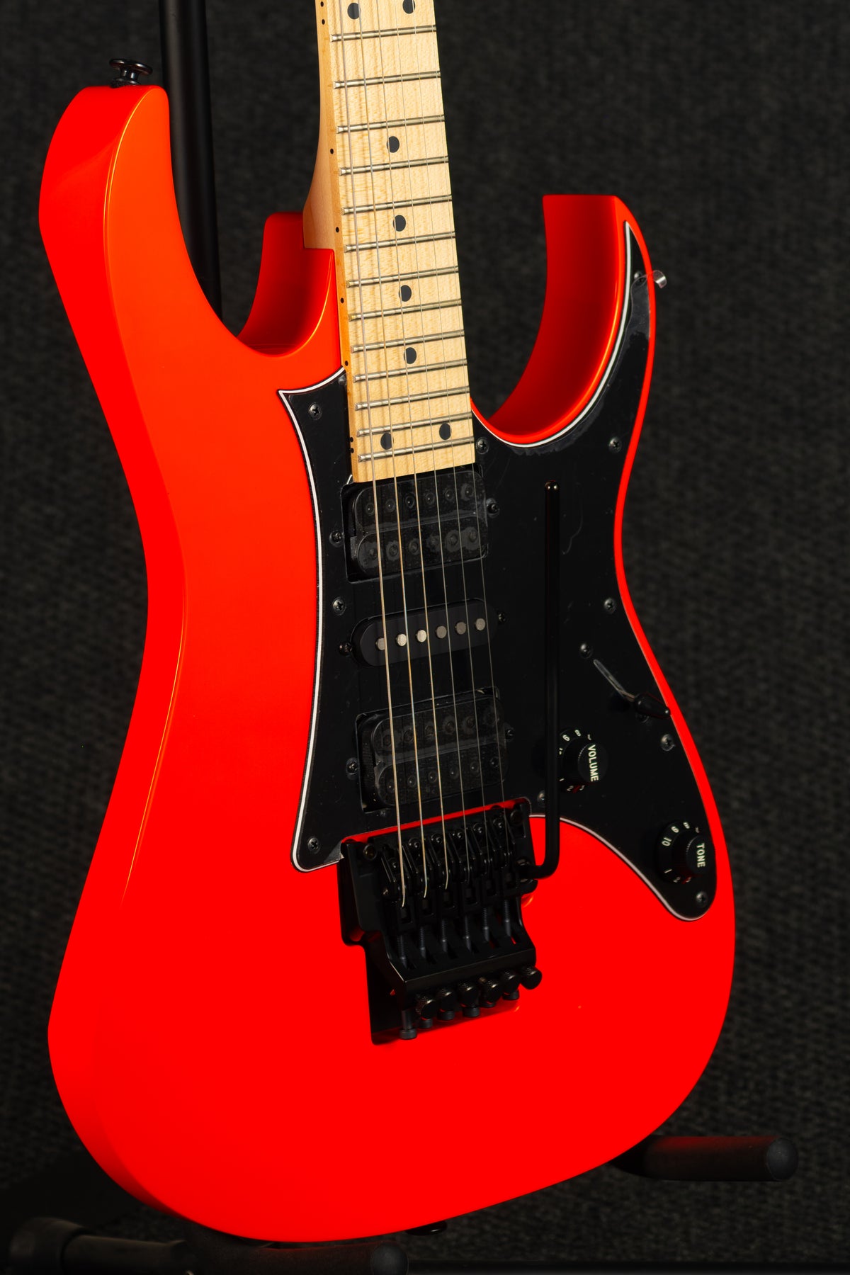 RG550RF - Road Flare Red