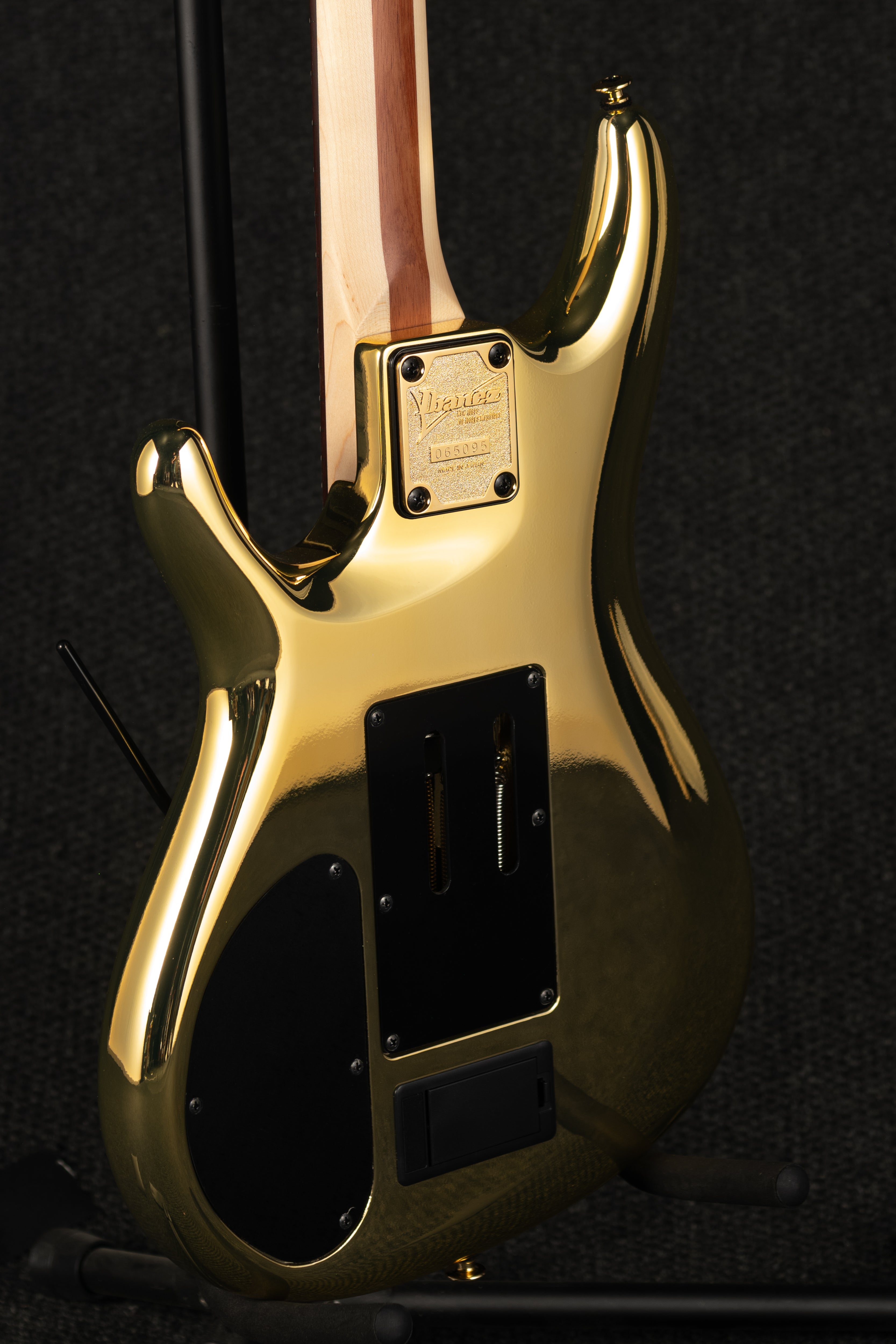 JS1 Satriani Signature - "Gold Boy"