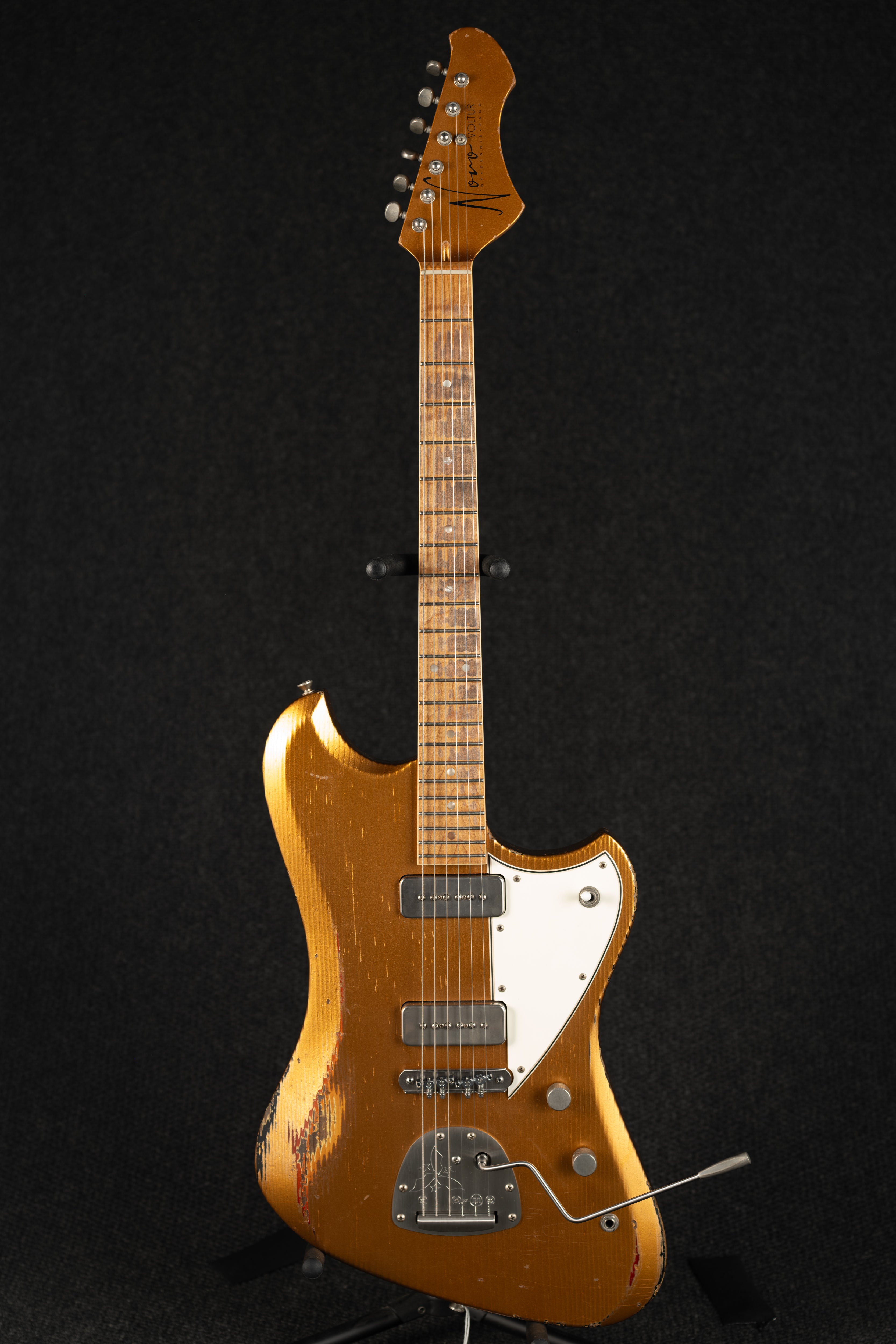 Voltur J - Aztec Gold/3 Tone Burst
