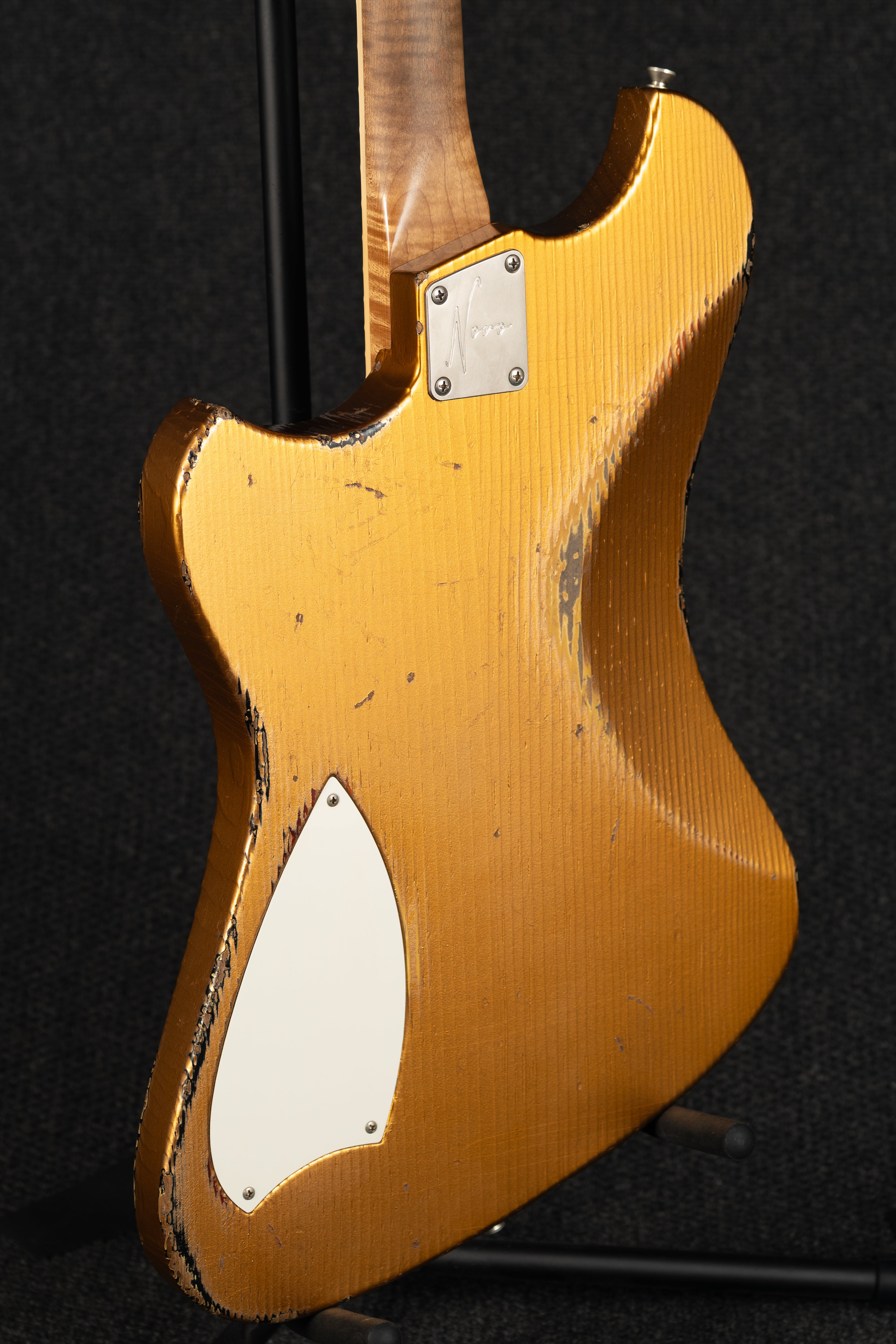 Voltur J - Aztec Gold/3 Tone Burst