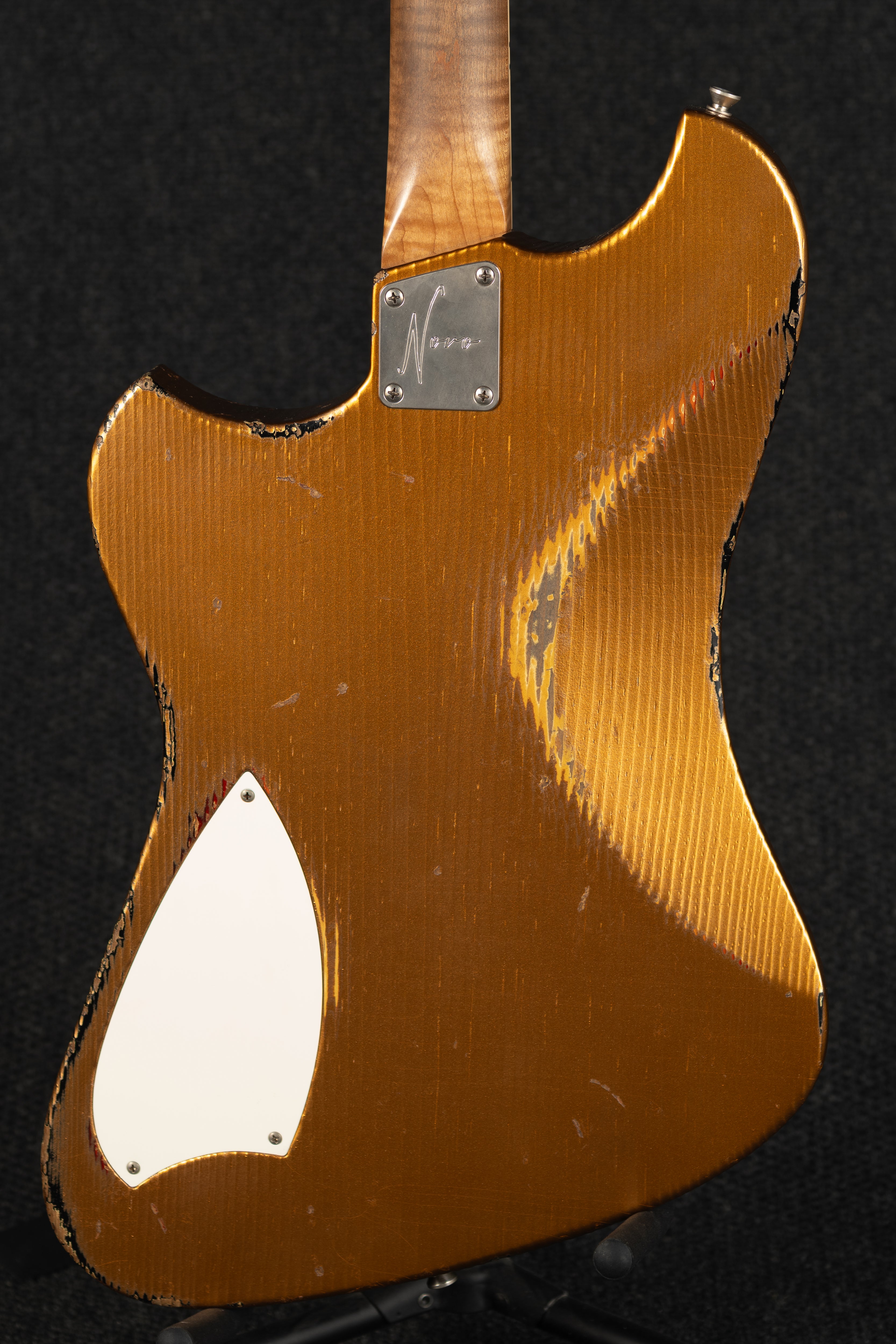 Voltur J - Aztec Gold/3 Tone Burst